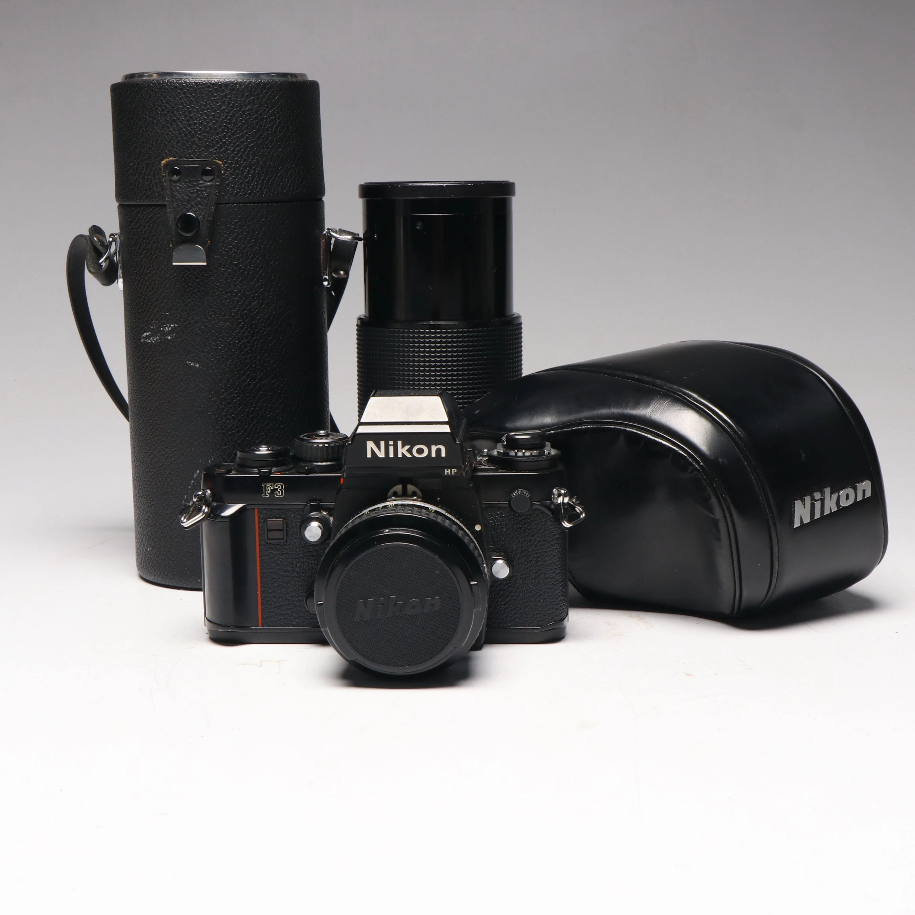 Nikon F3 SLR Film Camera with Vivitar Series 1 Zoom Lens and Bag