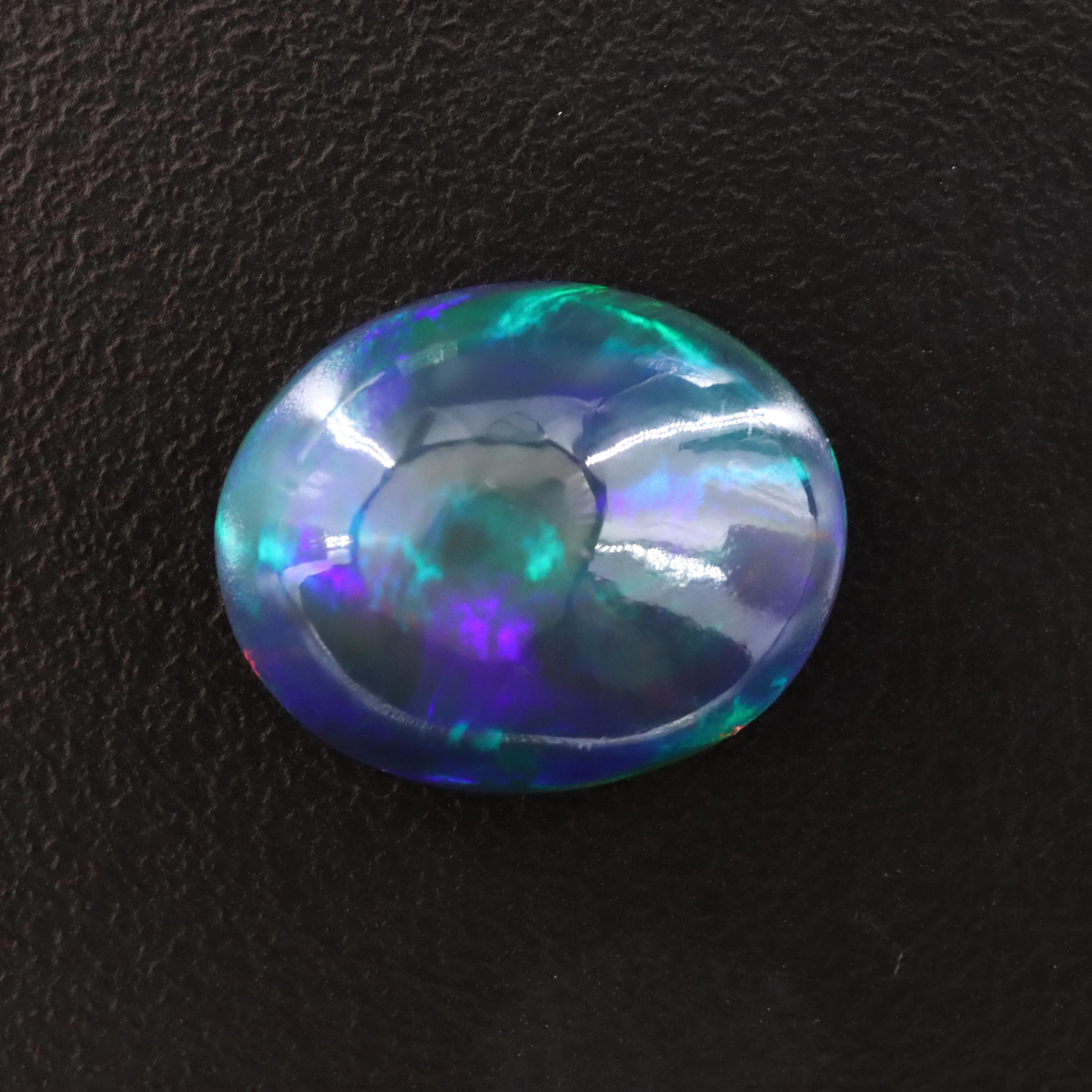 Loose 7.65 CT Opal