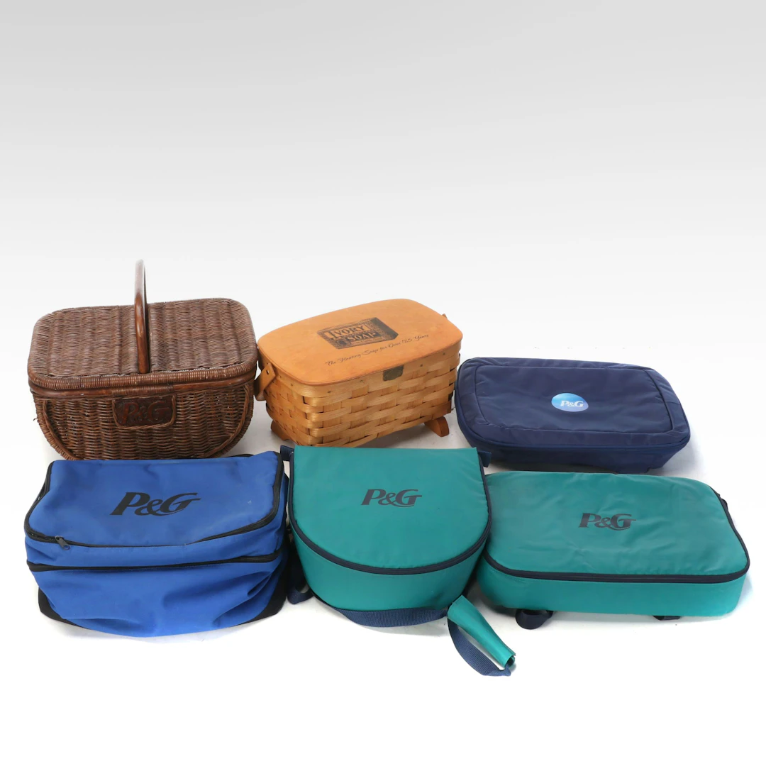 Procter & Gamble Picnic Baskets and Coolers with Pyrex Containers