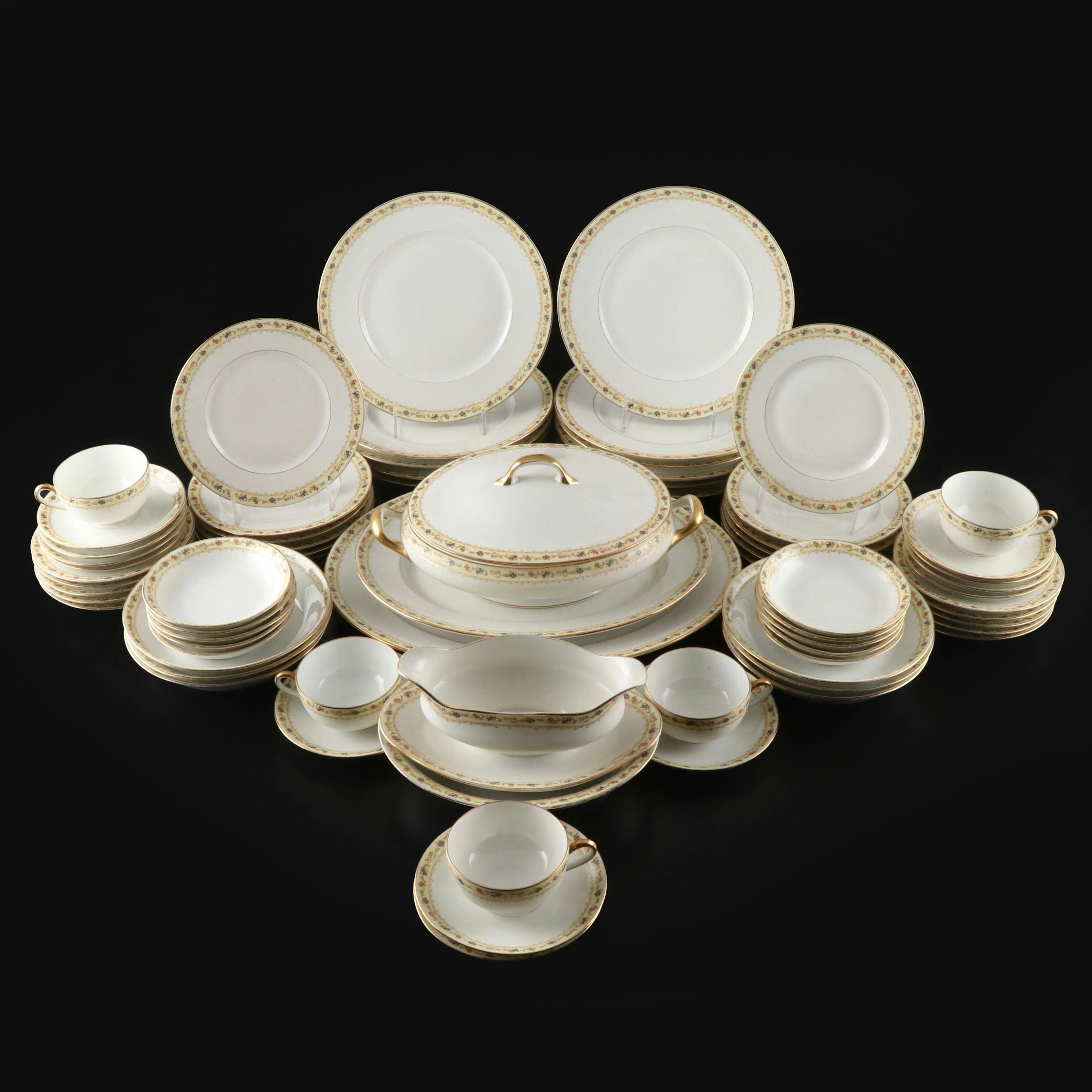 Bernardaud Limoges Porcelain Dinnerware and Serving Pieces, Early 20th C.