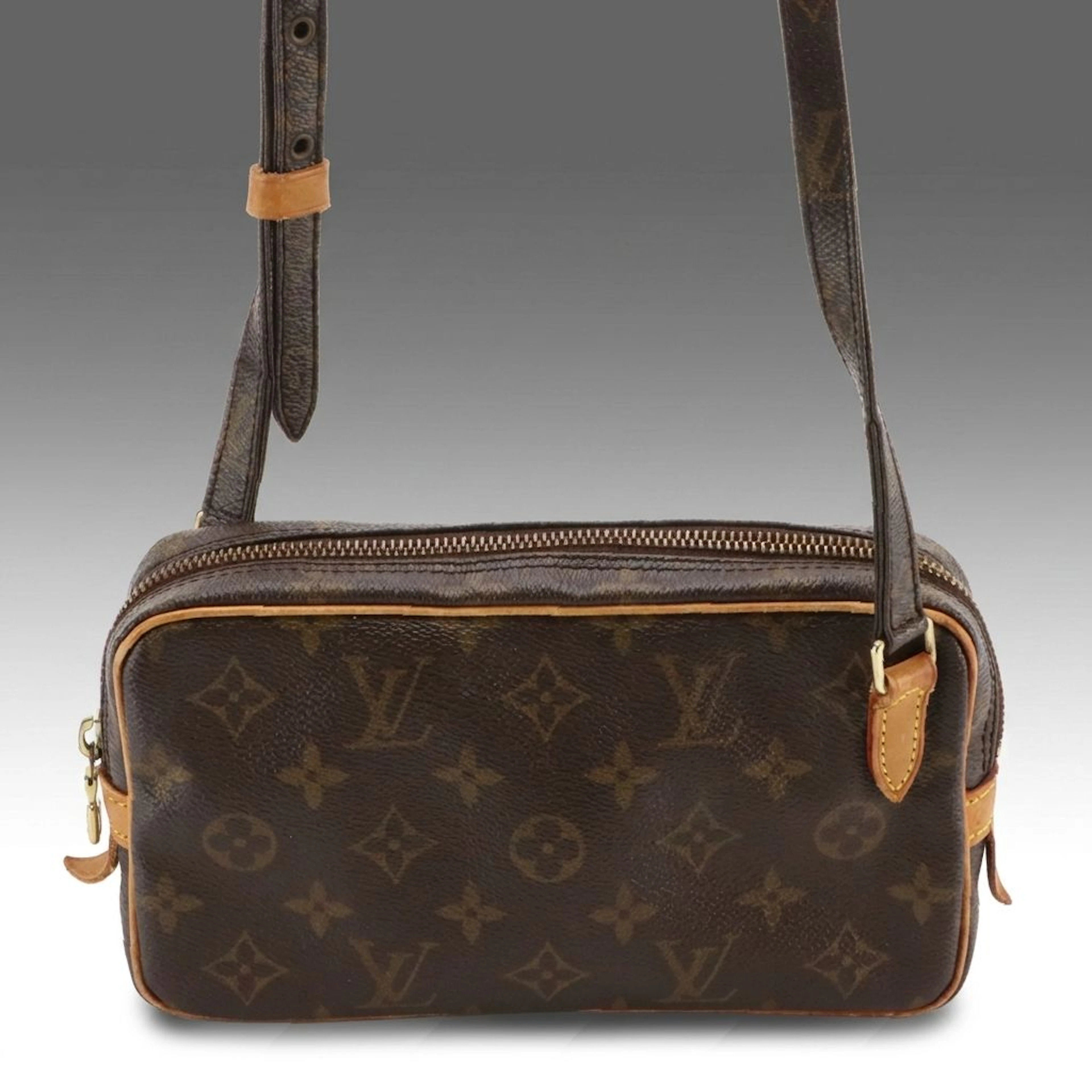 Louis Vuitton Pochette Marly Bandoulière in Monogram Canvas & Vachetta Leather