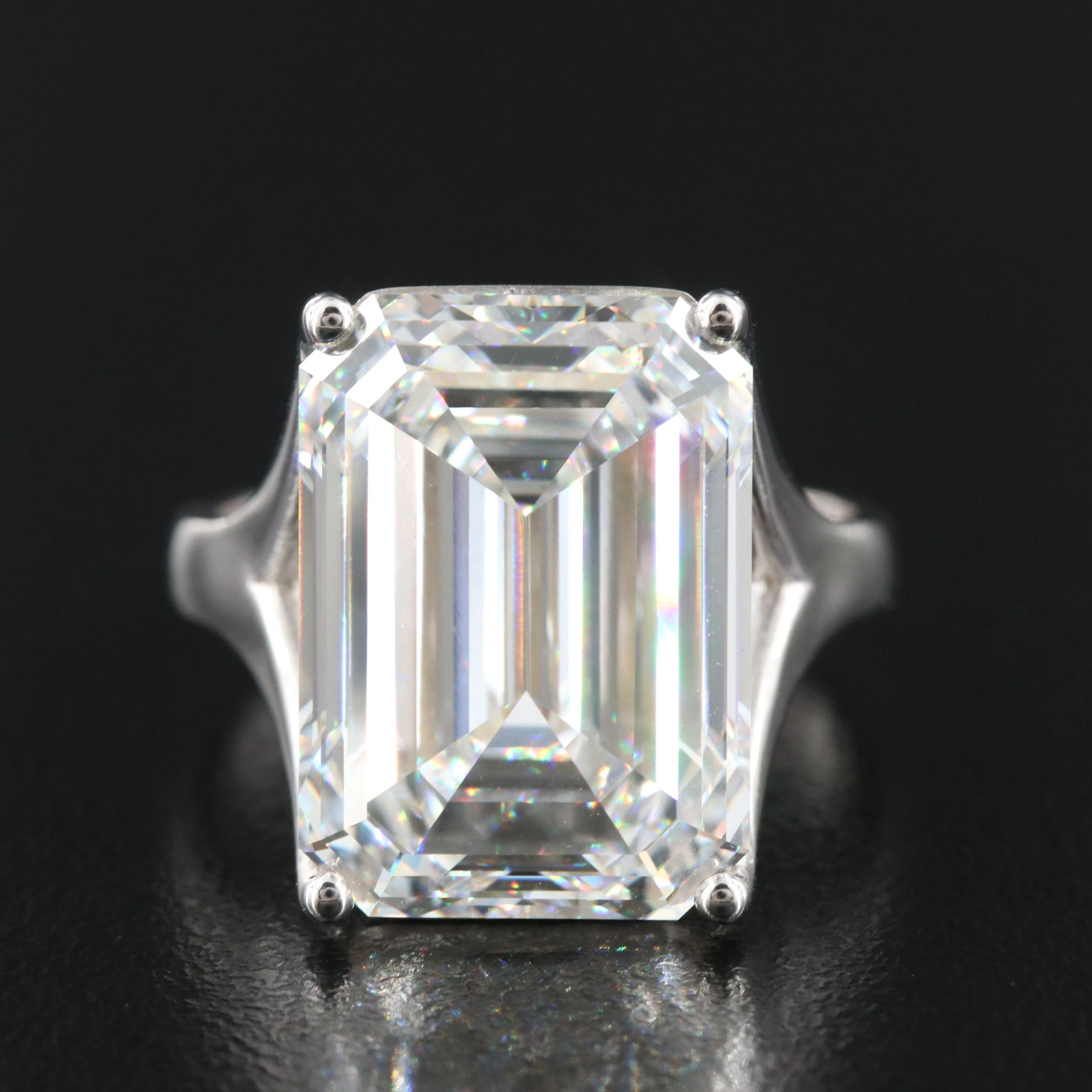 18K 14.15 CT Lab Grown Diamond Solitaire Ring with IGI Report