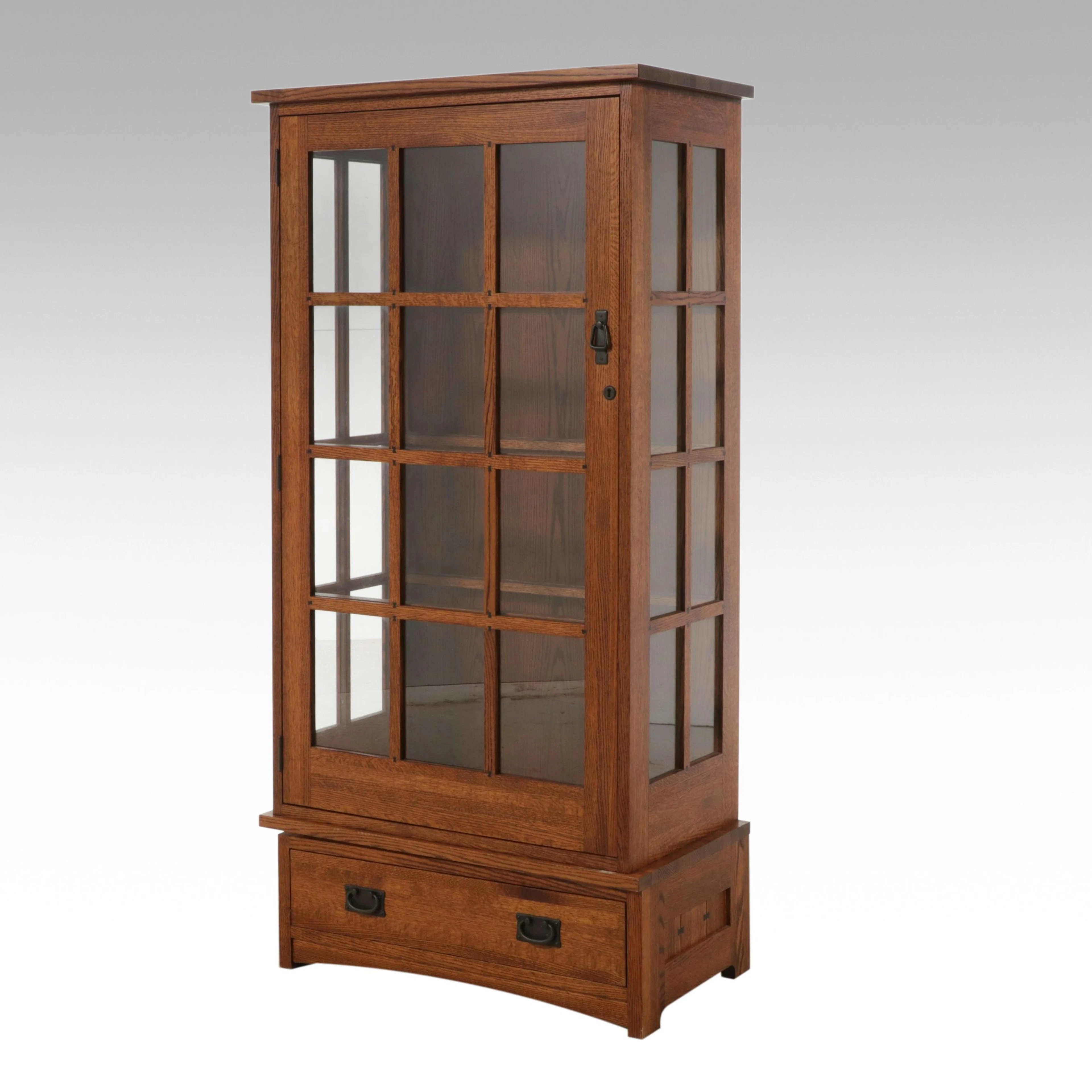 Michaels Co. Arts & Crafts Style Illuminated Oak Cabinet, 1998