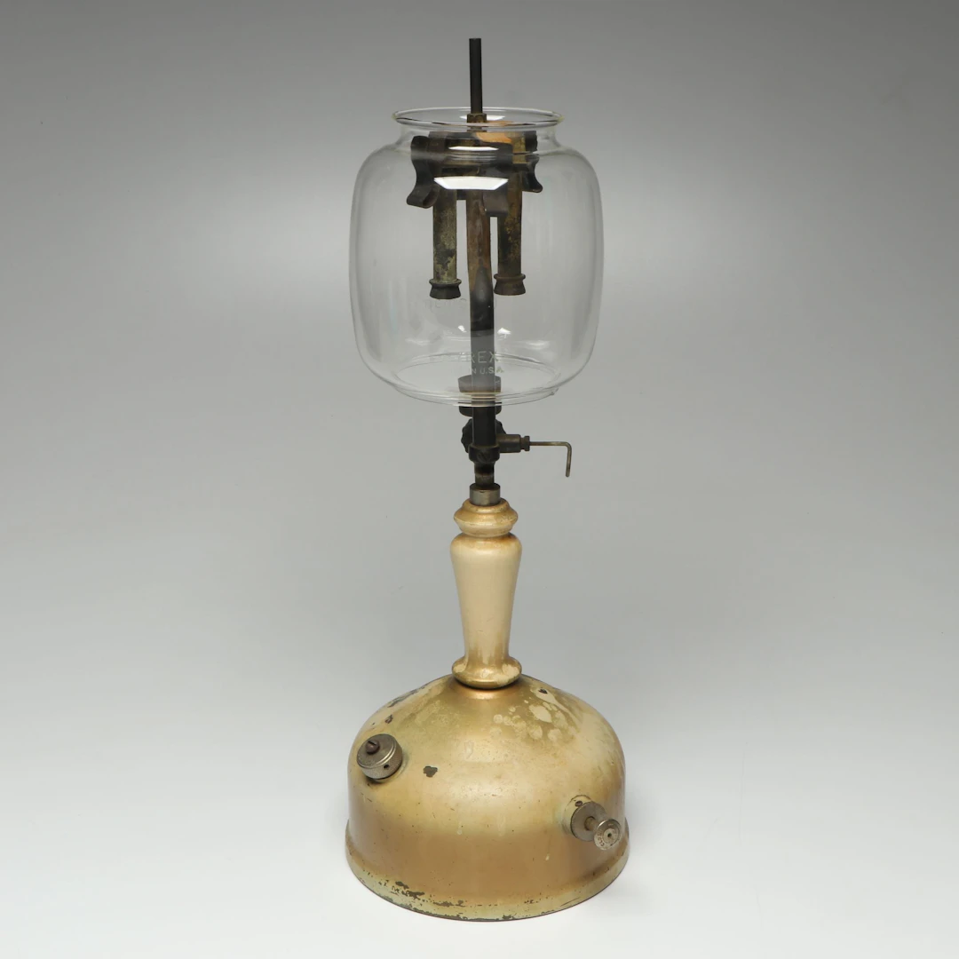 Coleman Model 152 Kerosene and Gas Pressure Lamp, Mid-20th Century