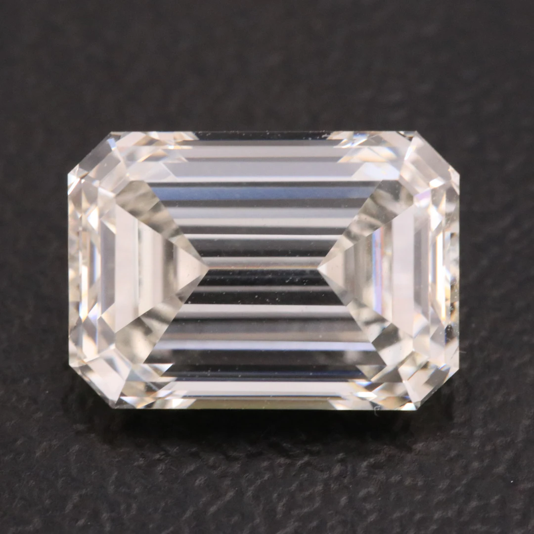 Loose 3.04 CT Lab Grown Diamond with IGI Report