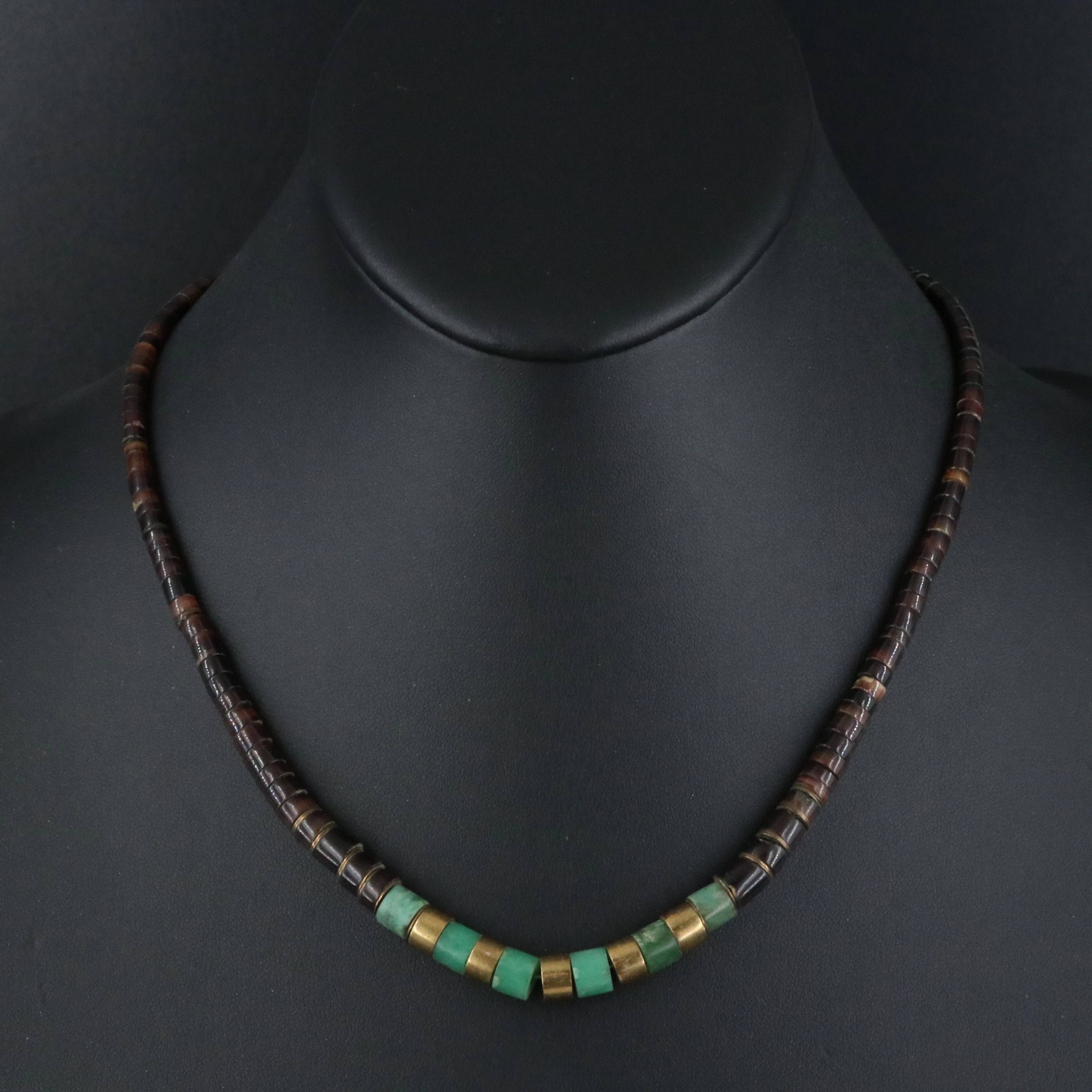 Chrysoprase and Shell Necklace