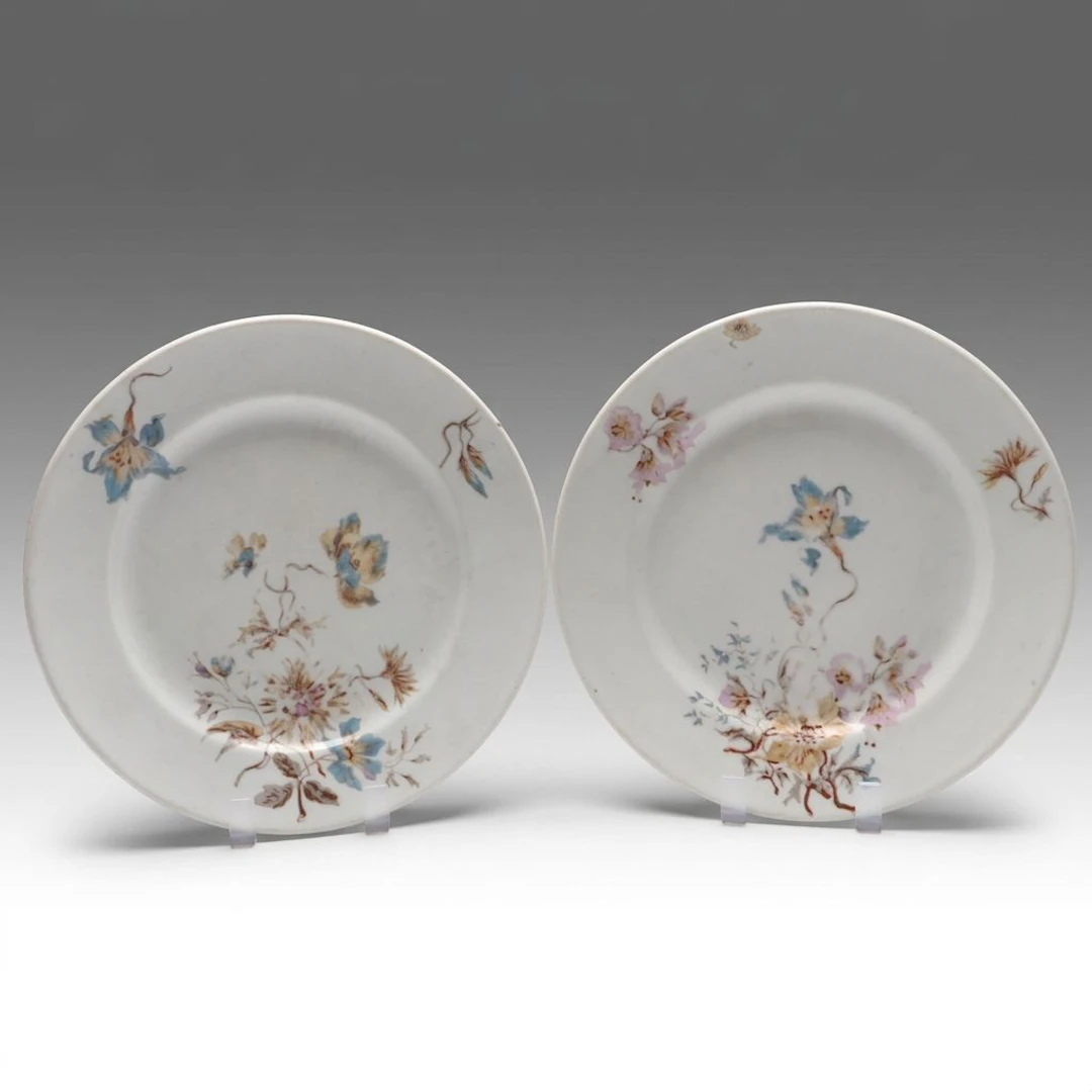 Kornilov Brothers Porcelain Dinner Plates, Late 19th/Early 20th Century
