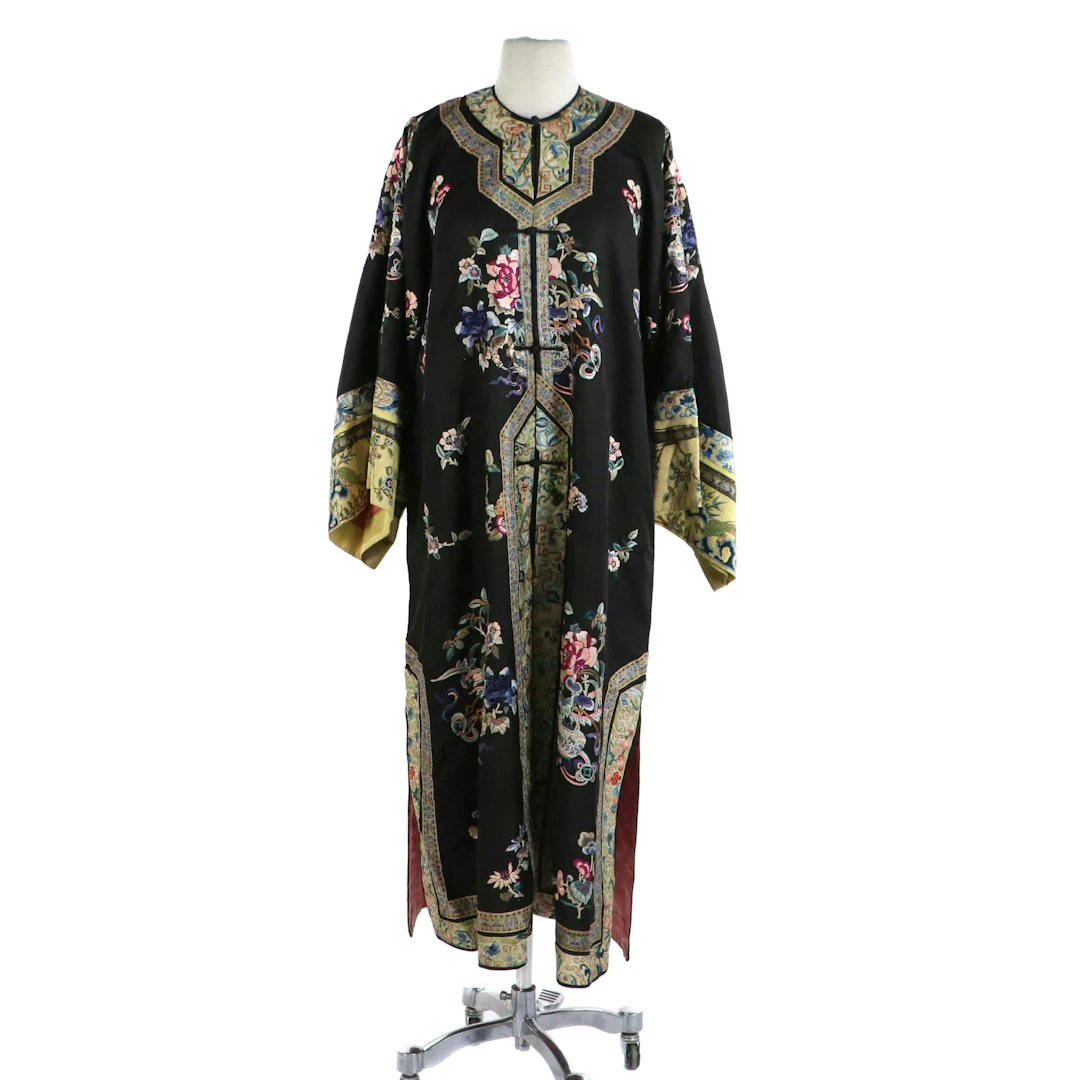 Women's Chinese Hand-Embroidered Floral Silk Robe, Late 19th/Early 20th Century