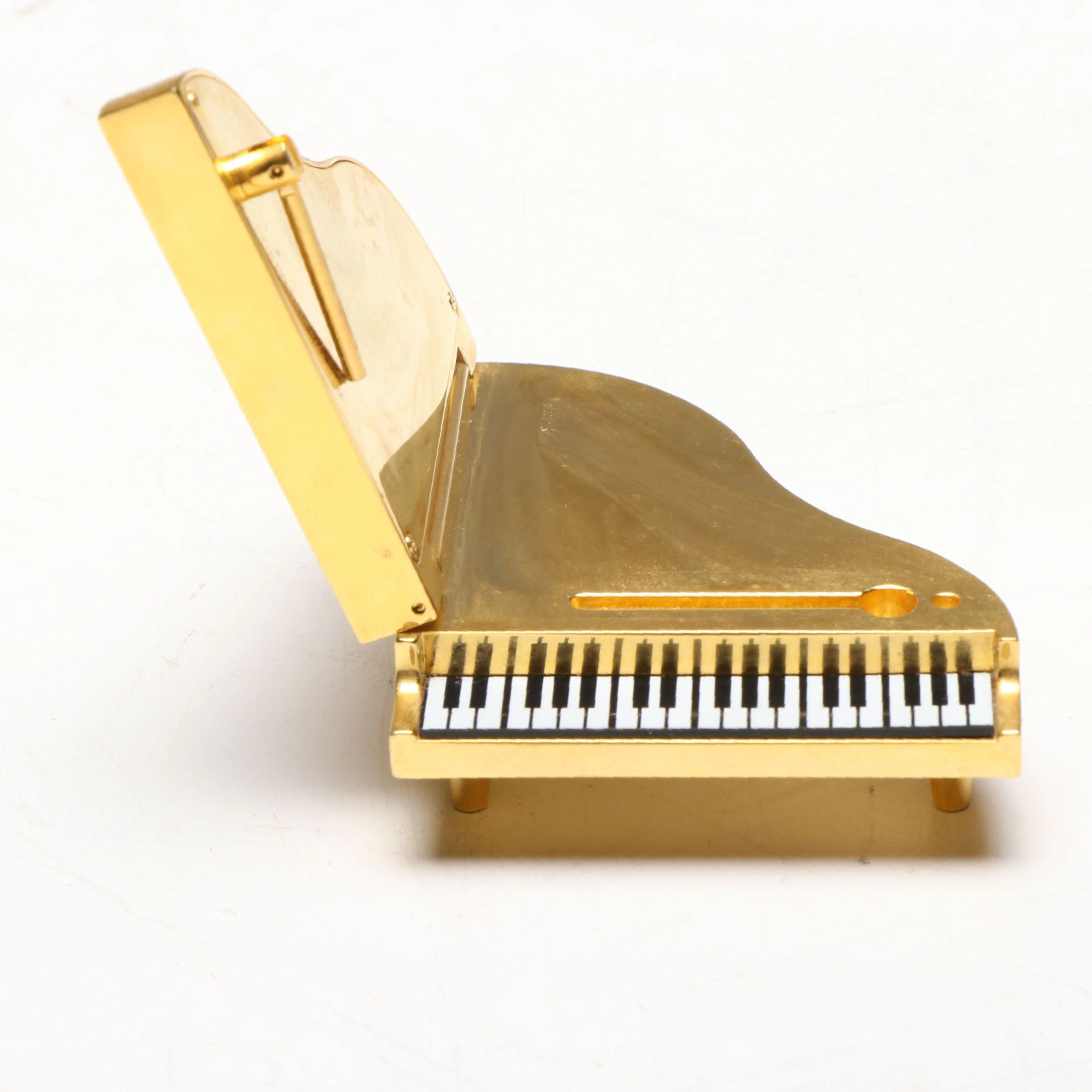 Bulova Model BO572 Miniature Piano Desk Clock