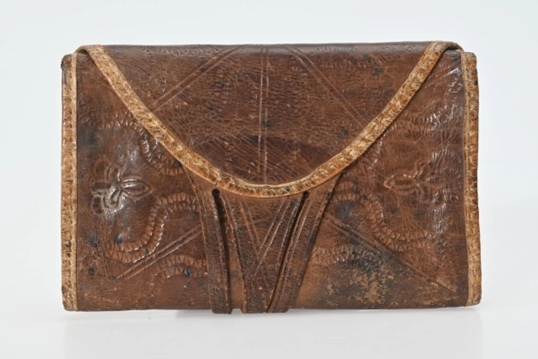 Skinnplånbok, 1827