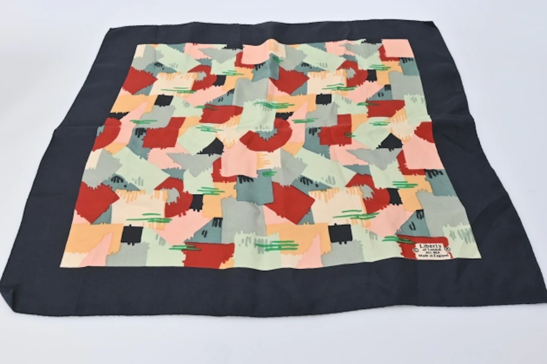 Siden Scarves, Liberty of London