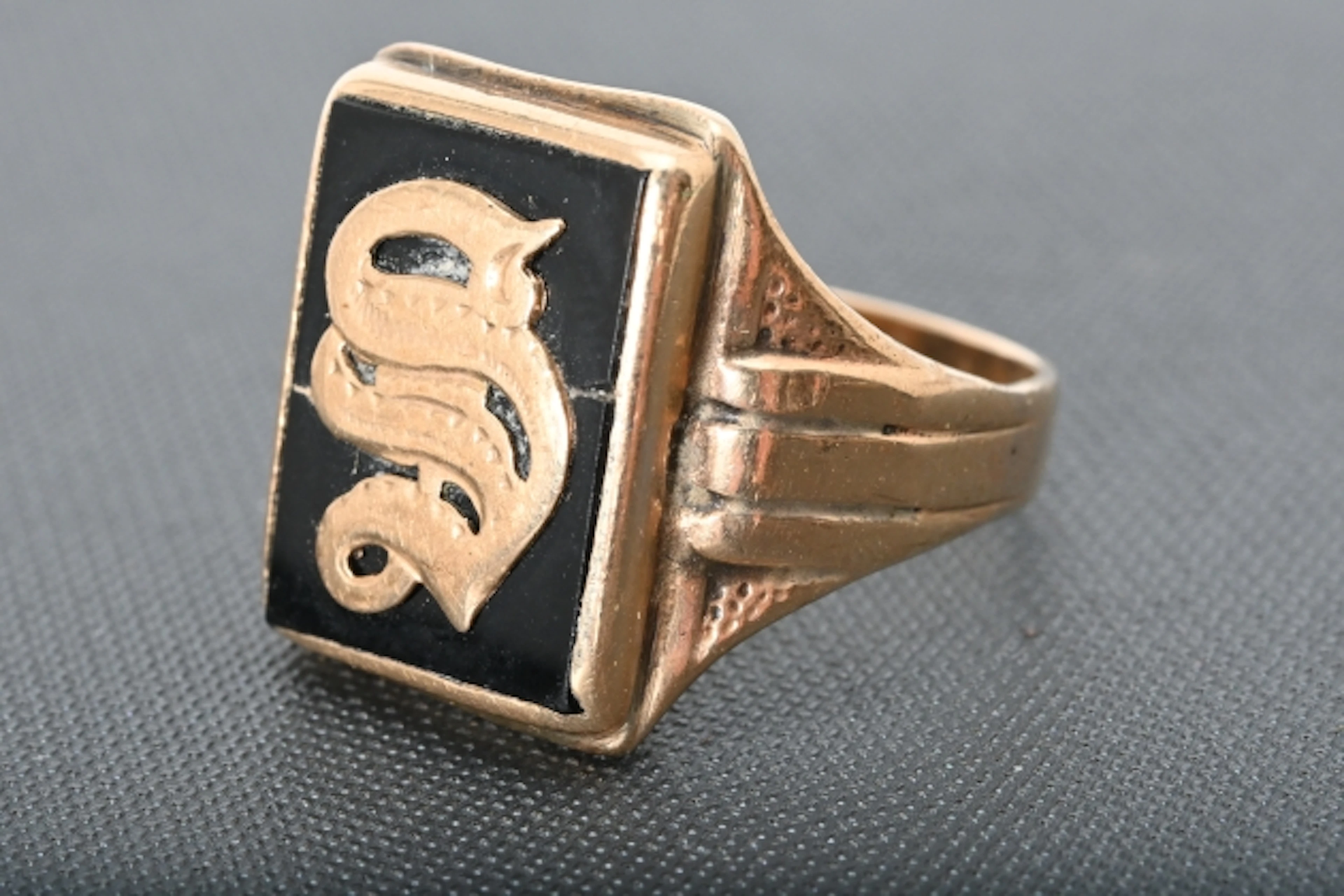 Guldring 14K ca 5,8 gr
