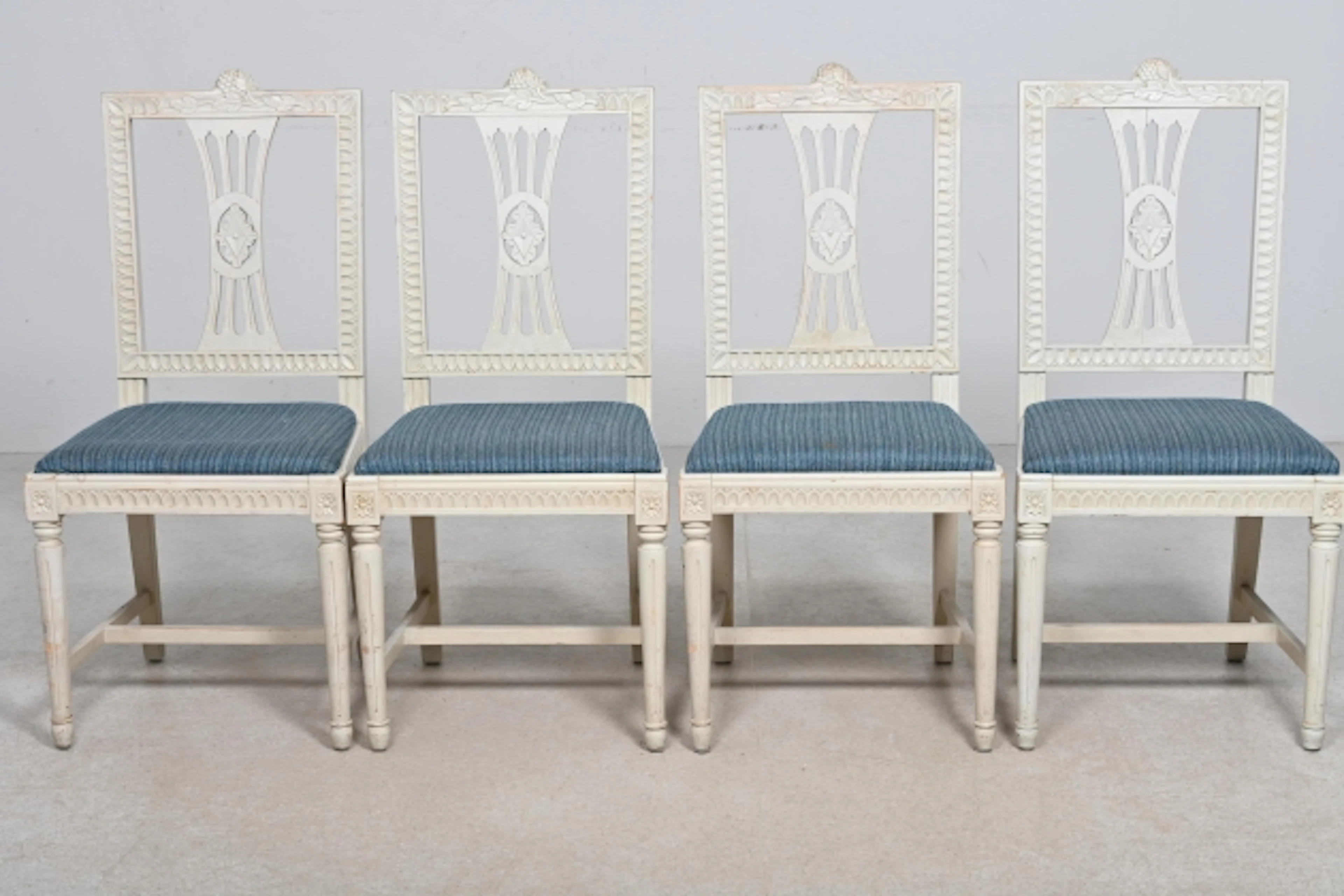 4 st Stolar, Gustaviansk stil