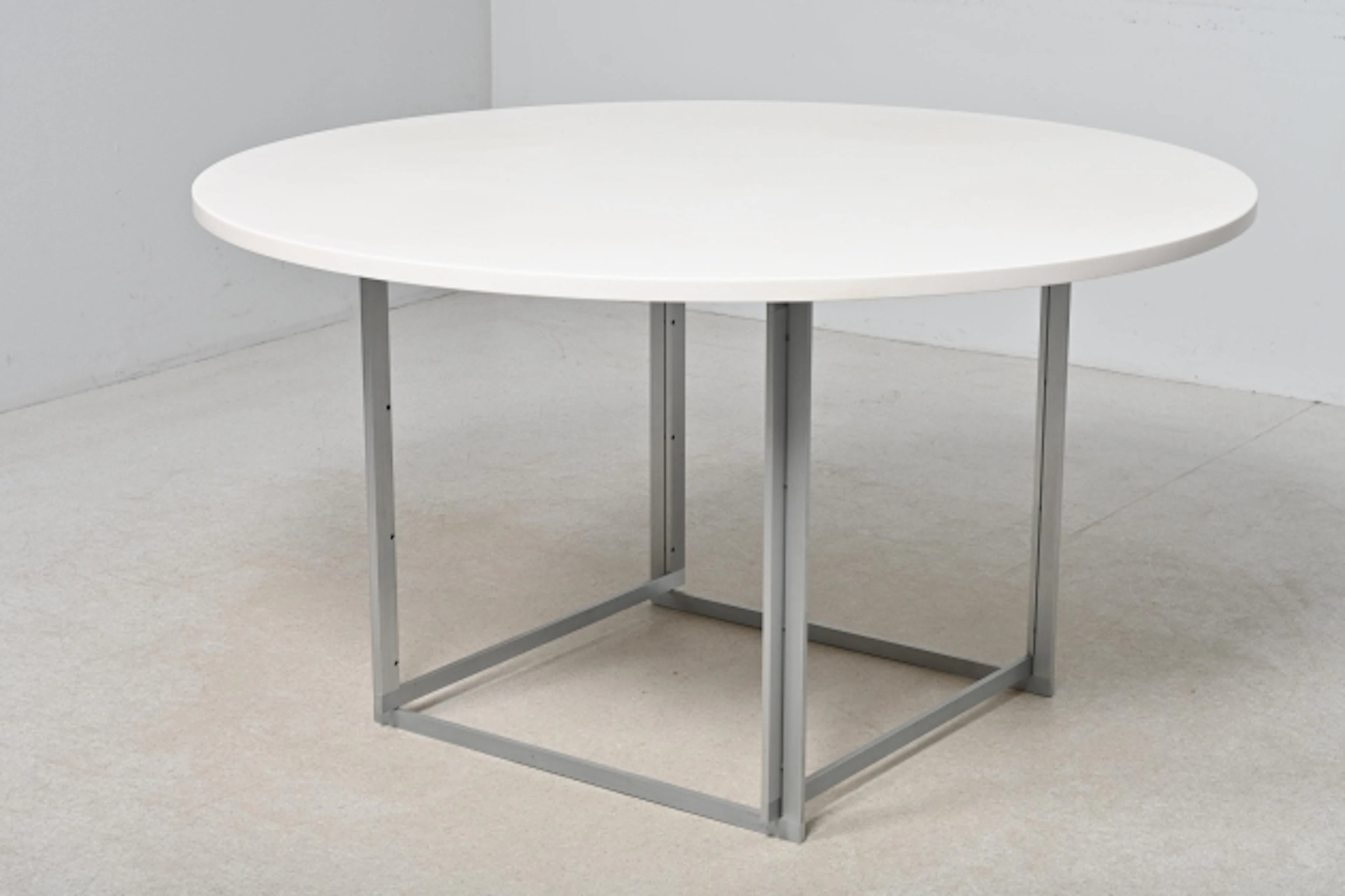 Matbord, PK58, Poul Kjærholm, Fritz Hansen