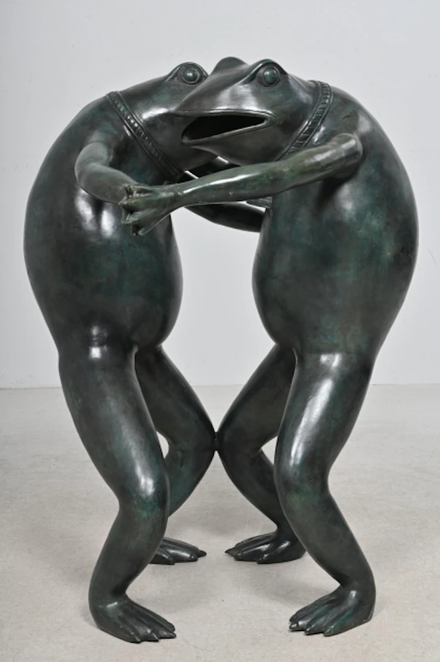 Skulptur, Dansande grodor, patineradbrons "Art people gallery Sweden"