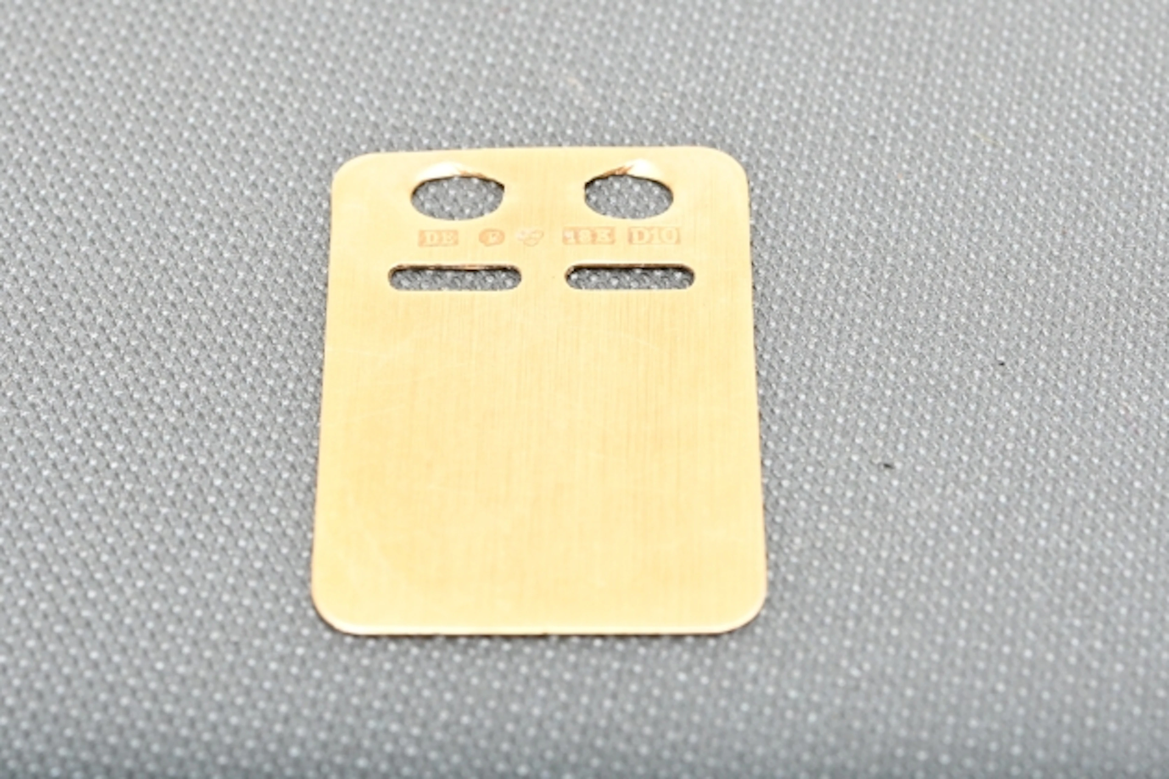 Guldhänge 18K ca 1,6 gr