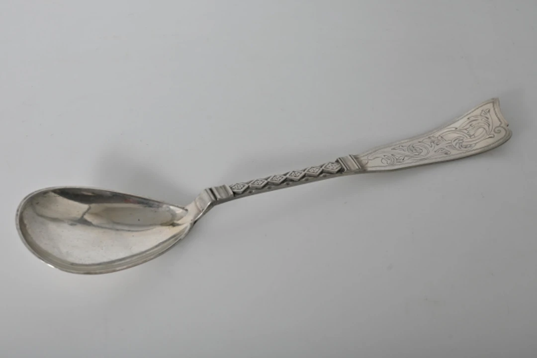 Ragusked, silver, J. Jørgenson, ca 99,5 gr