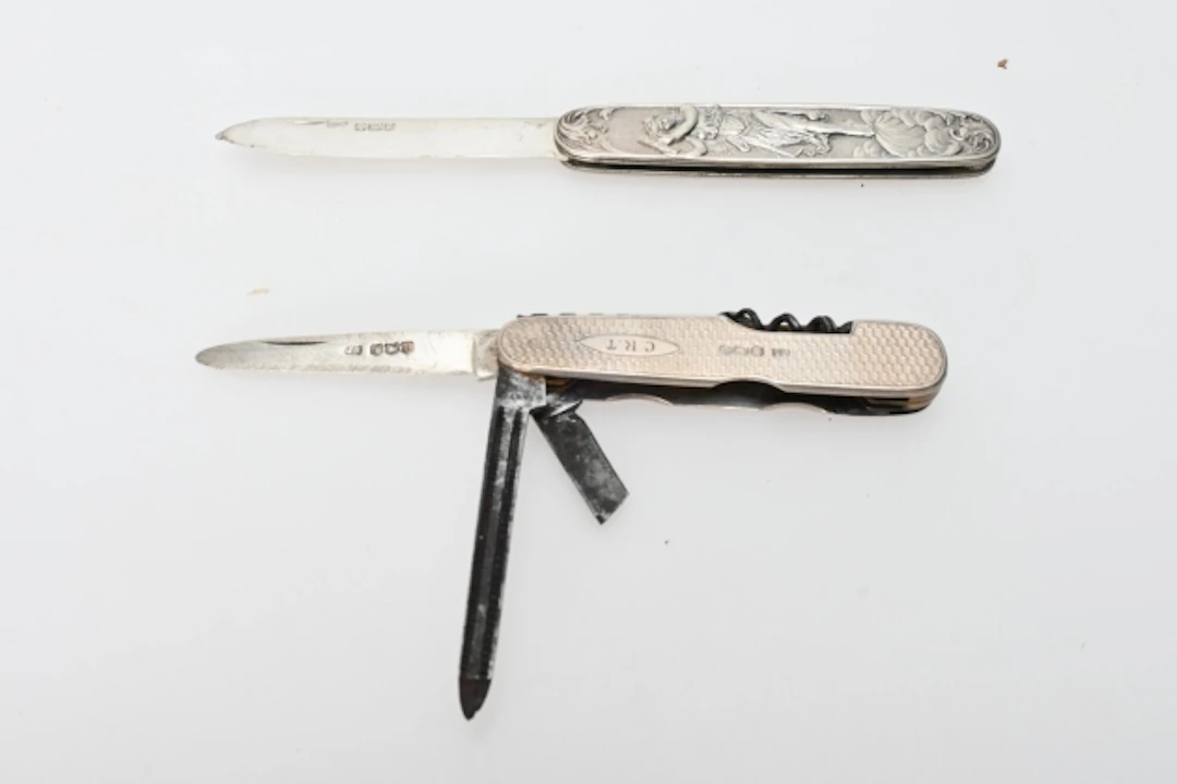 2st Fällknivar, Silver