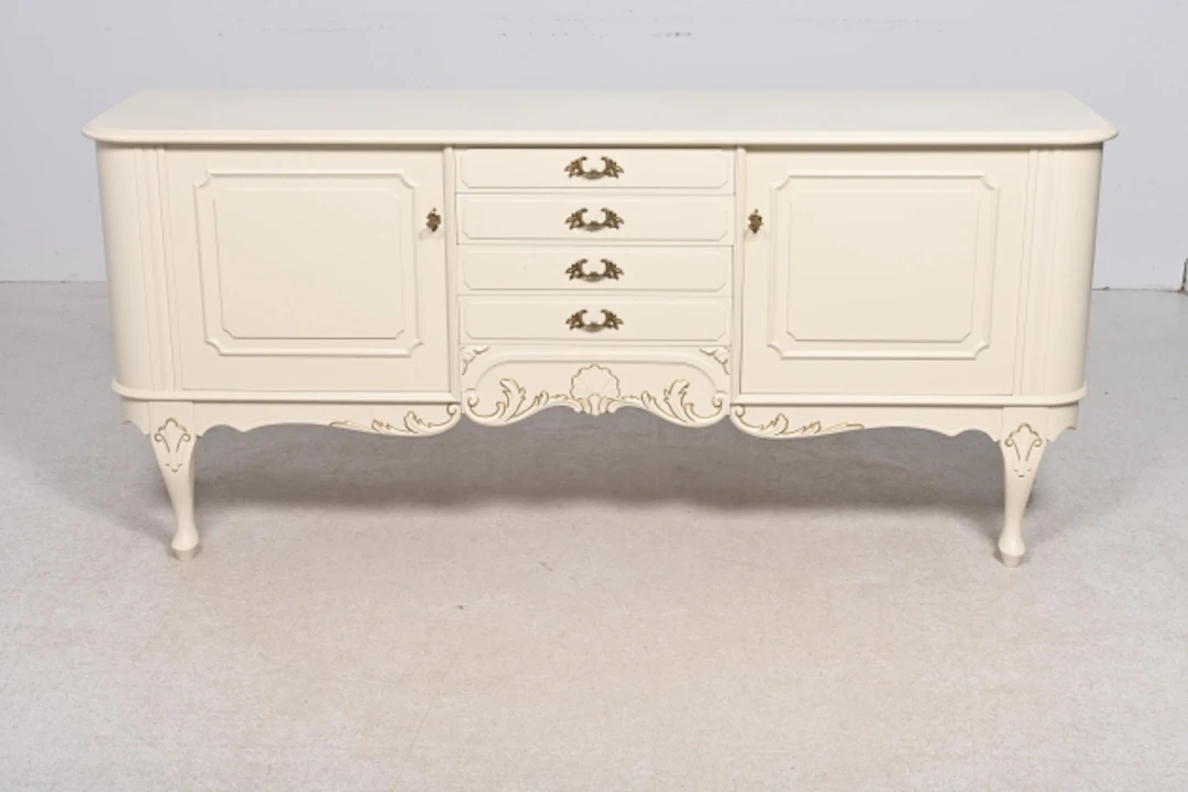 Sideboard