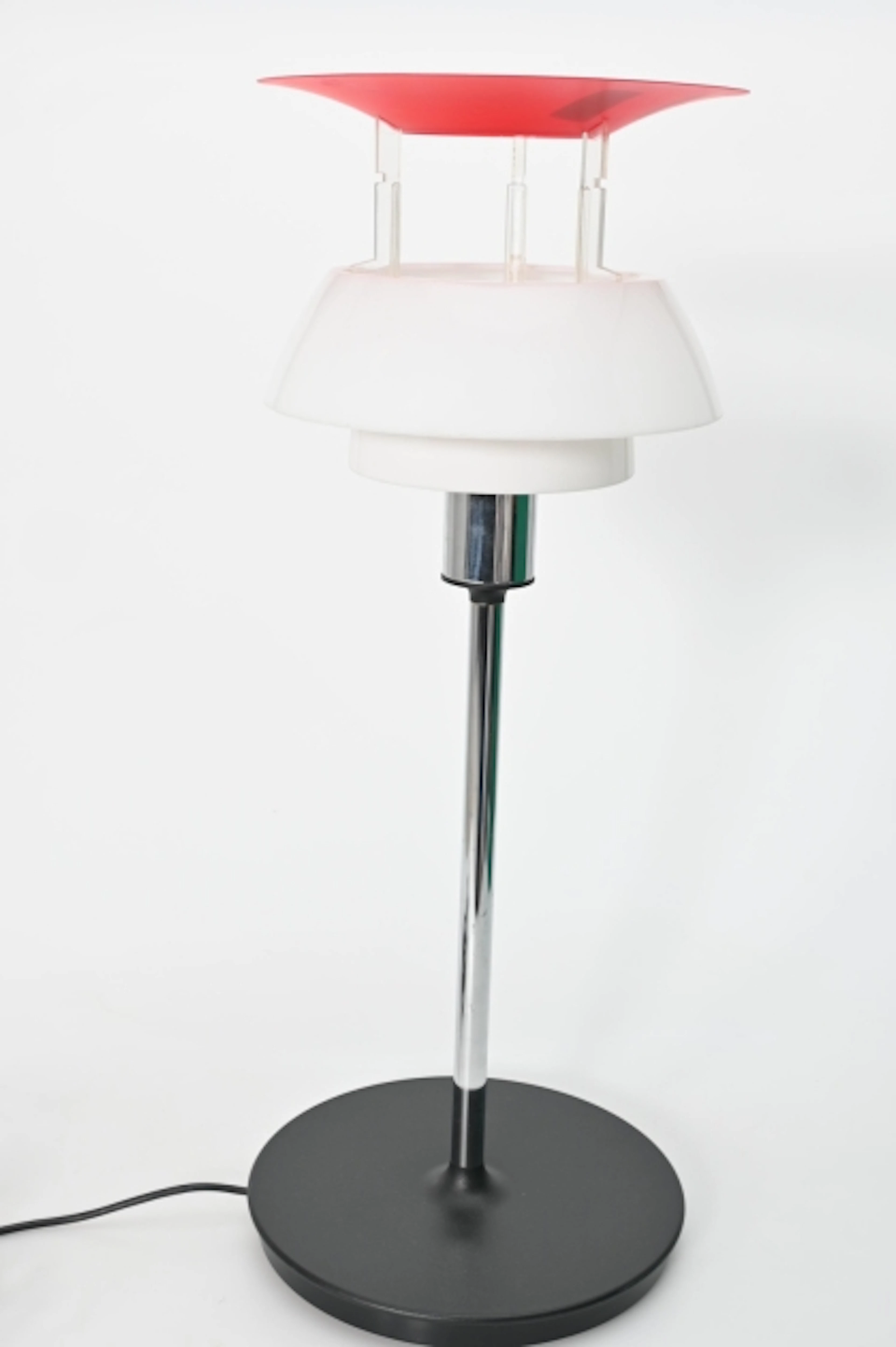 Bordslampa, PH-80 Poul Henningsen för Louis Poulsen & Co, Danmark