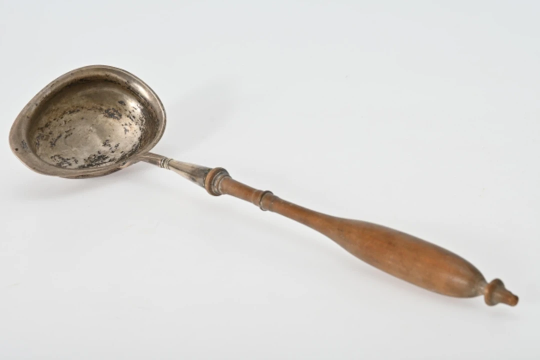 Soppslev, silver, 1869, totalvikt 135 gr