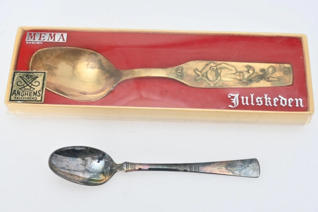 2 st Silverskedar ca 37 gr