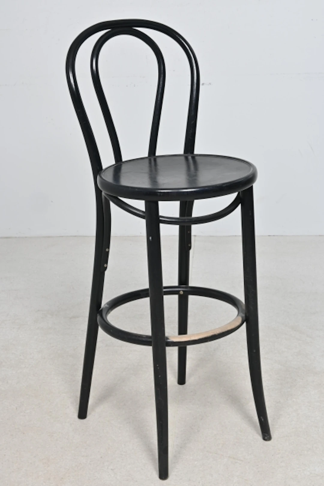 Barstol No 14, Ton