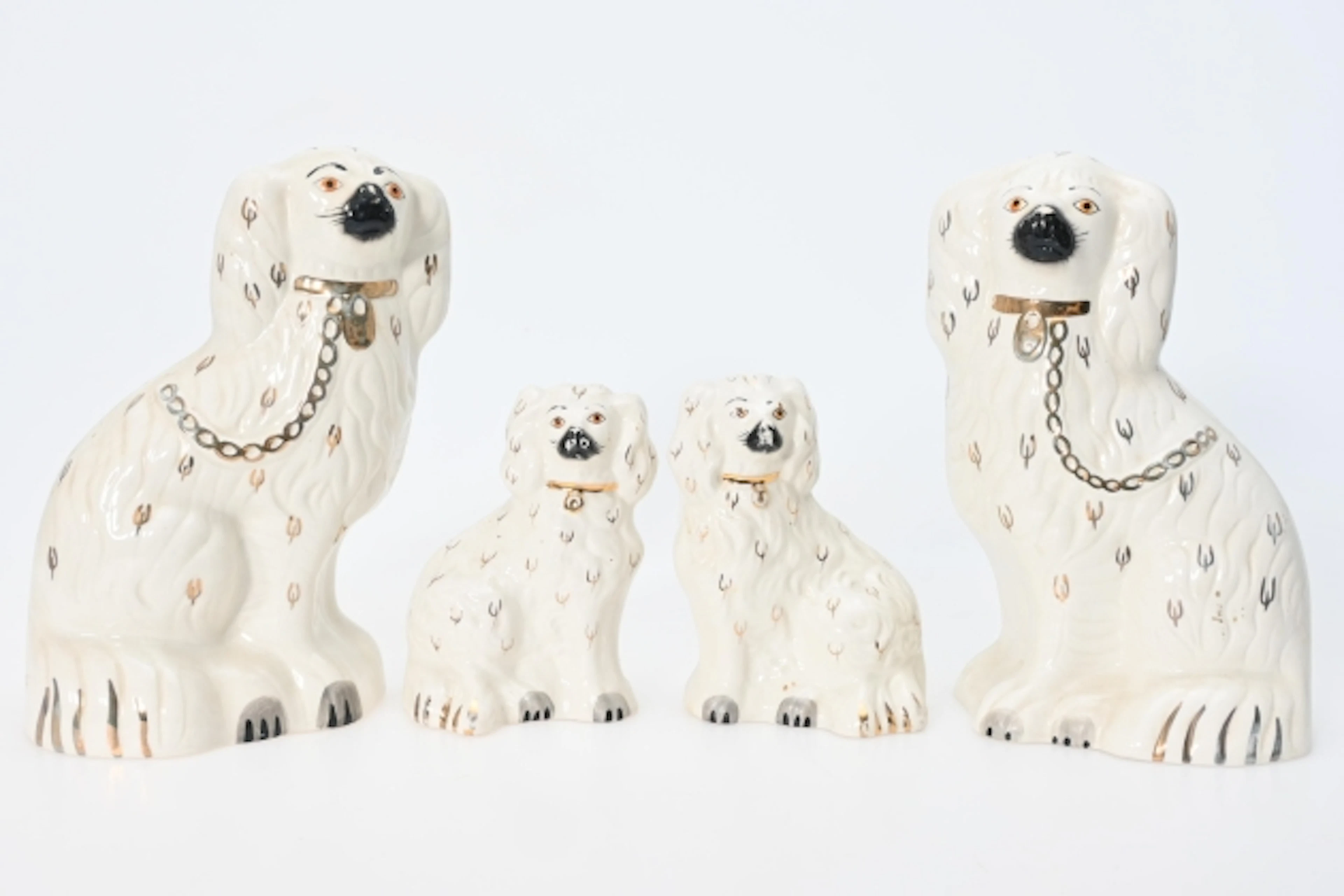 4 st Parhundar, Beswick