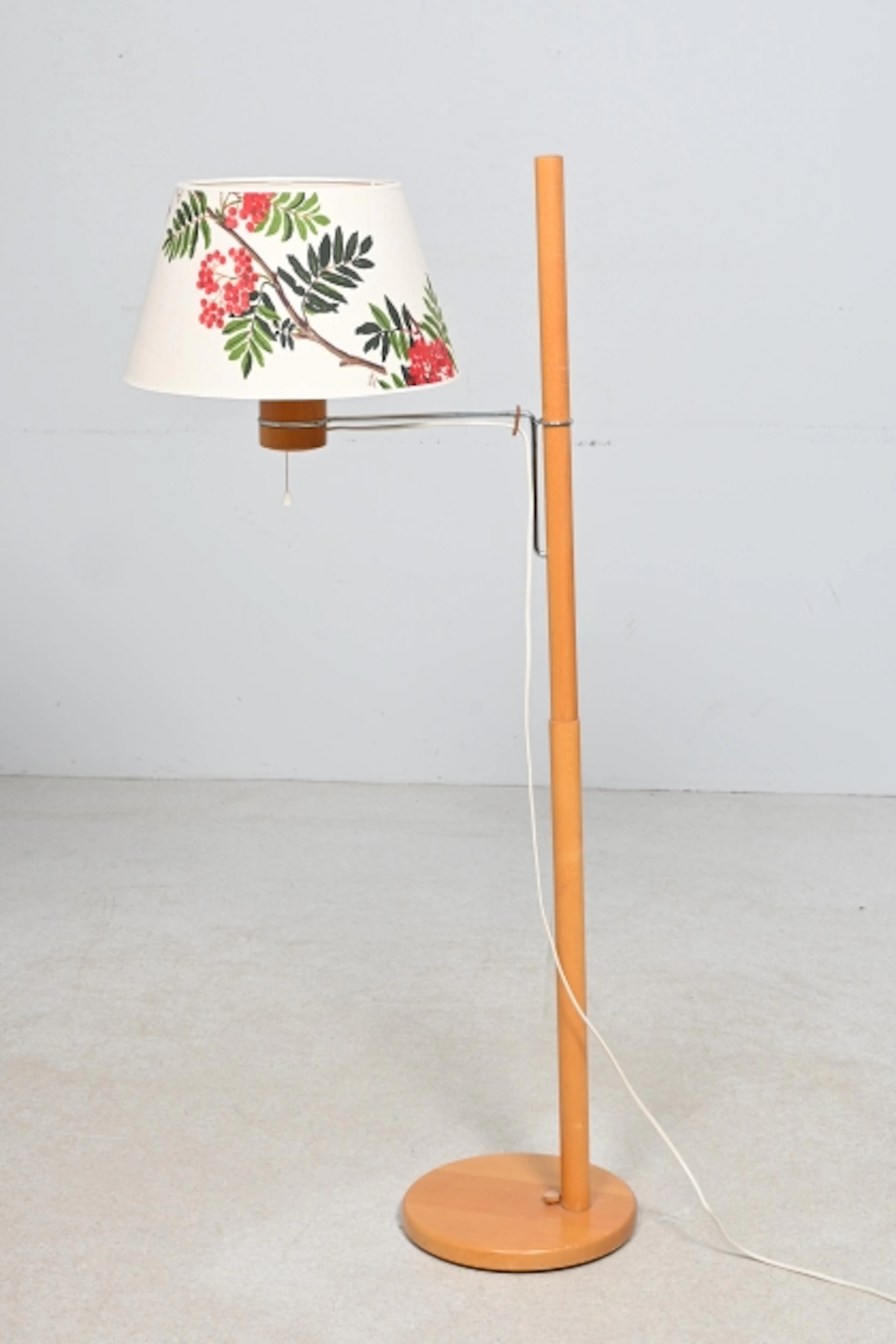 Golvlampa, Solbackens Svarveri, Hyssna