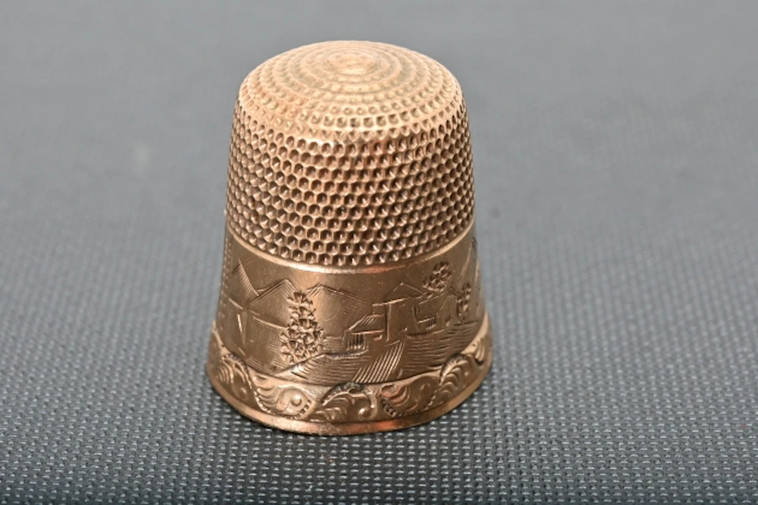 Fingerborg 18K ca 2,4 gr