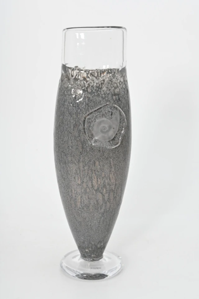 Vas, "Fossil" Kjell Engman Kosta Boda