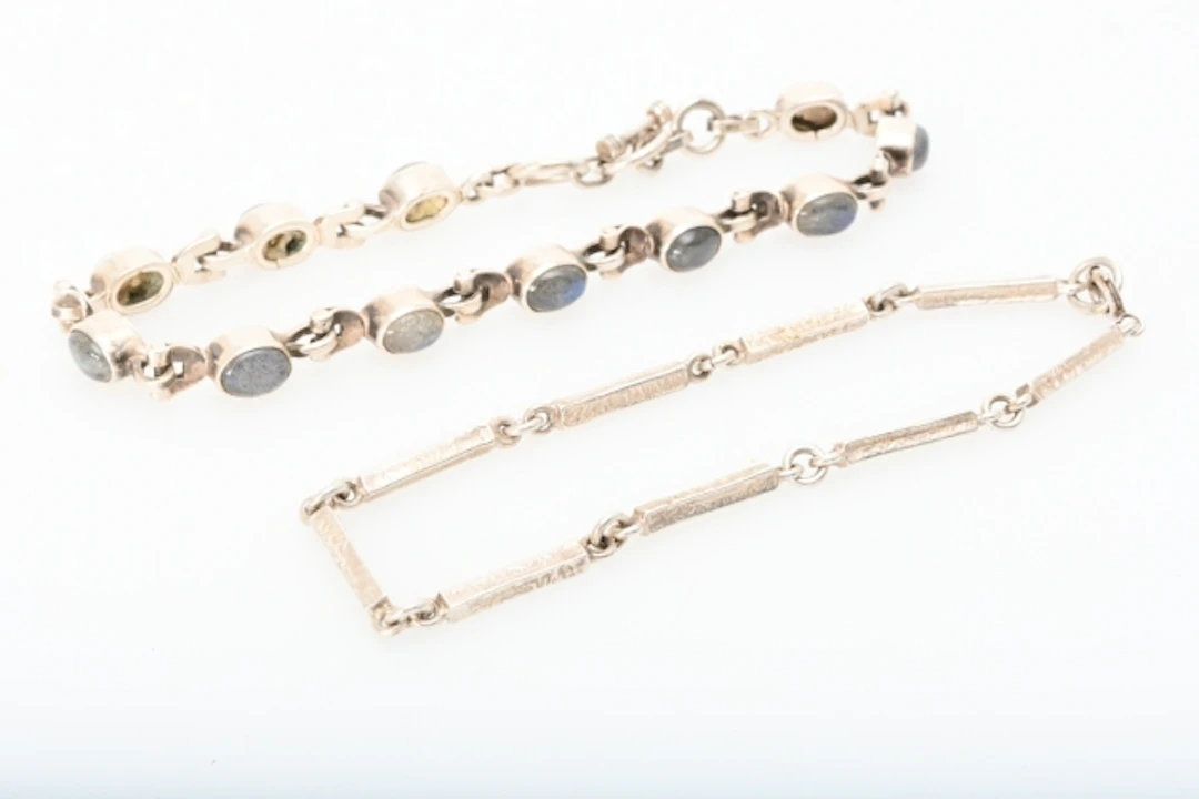 2 st Silverarmband ca 22,8 gr
