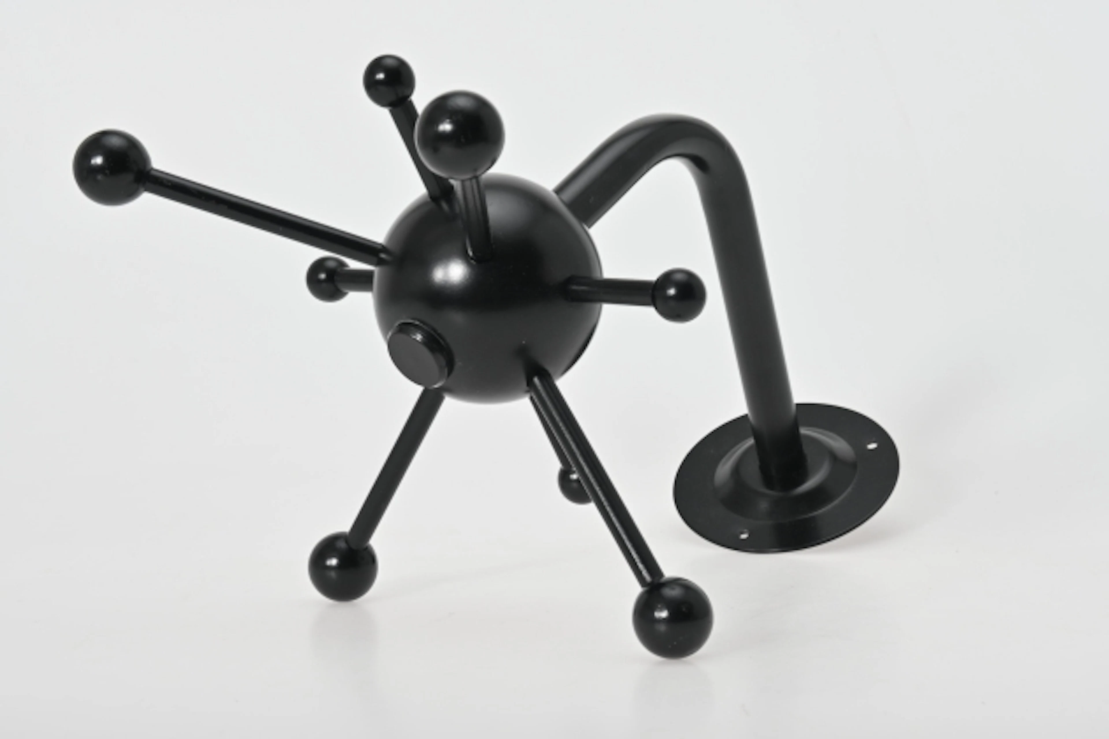 Klädhängare "Sputnik" Osvaldo Borsani, IKEA