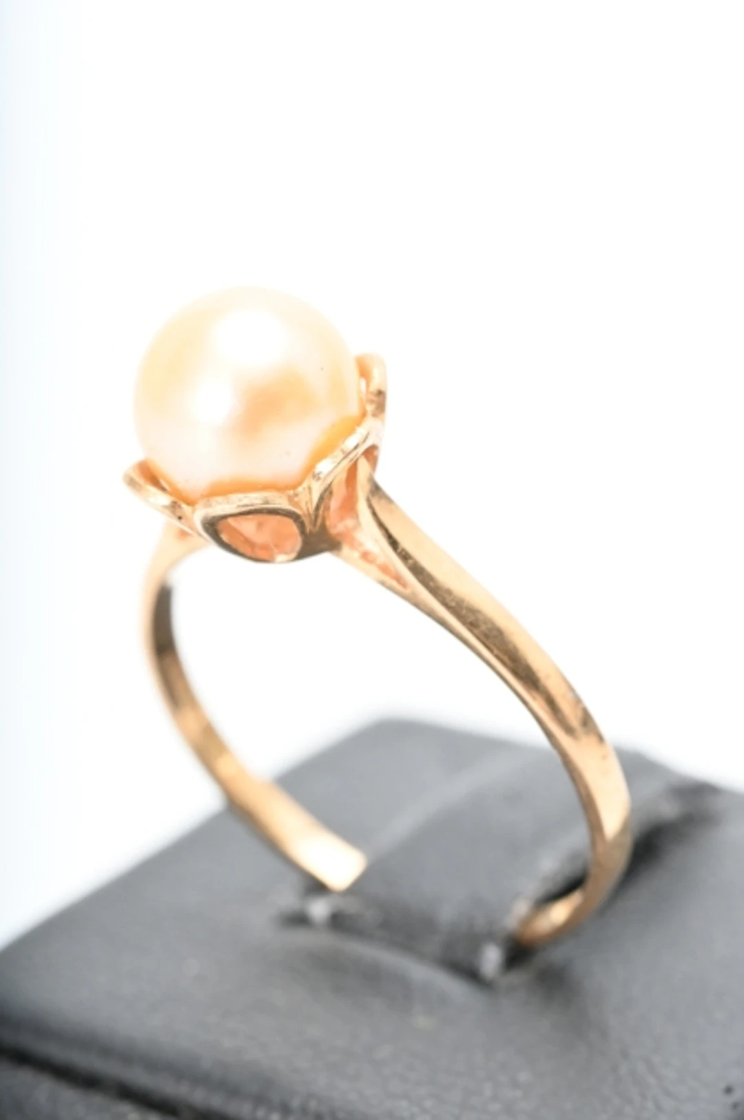 Guldring 18K ca 1,9 gr