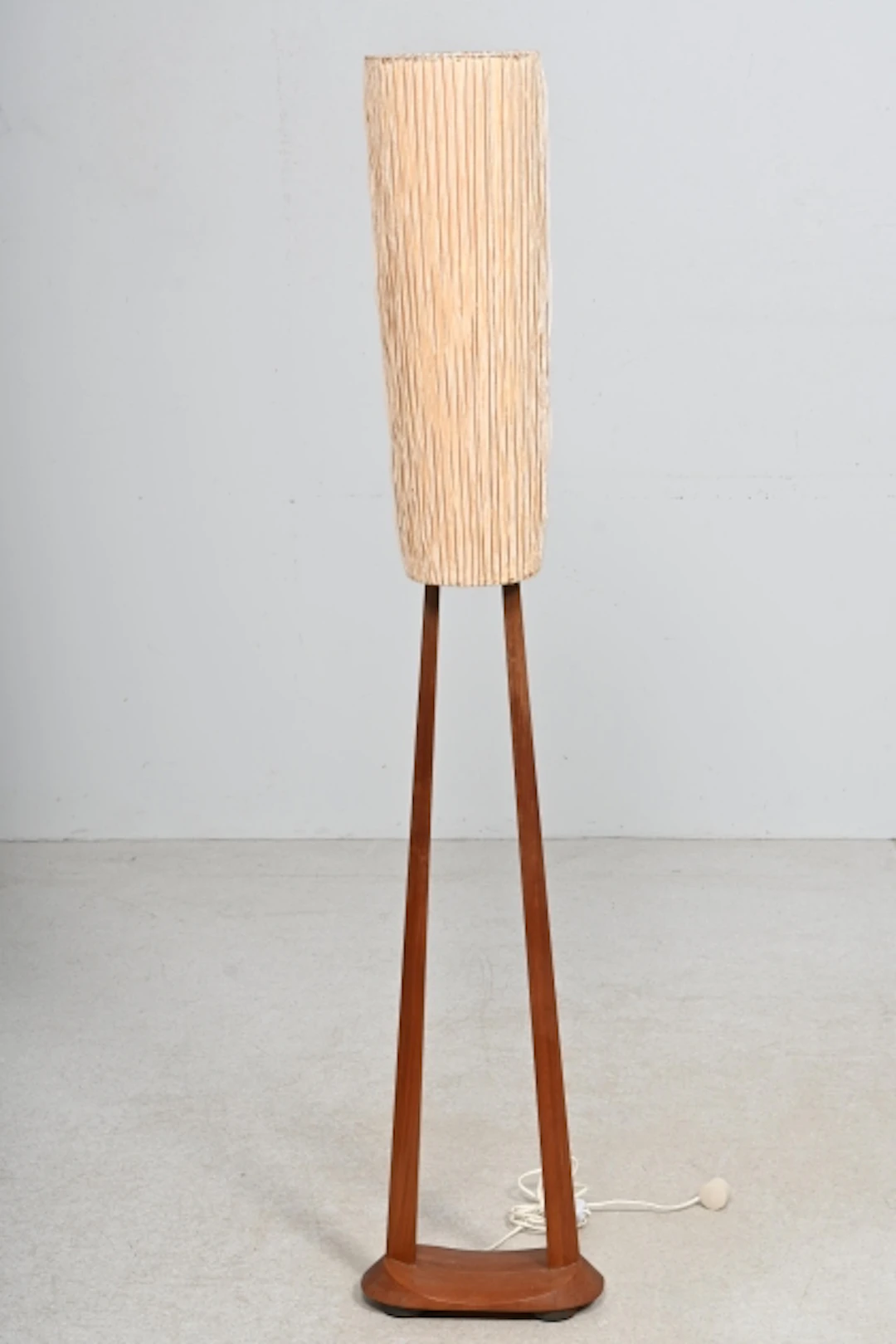 Golvlampa, teak