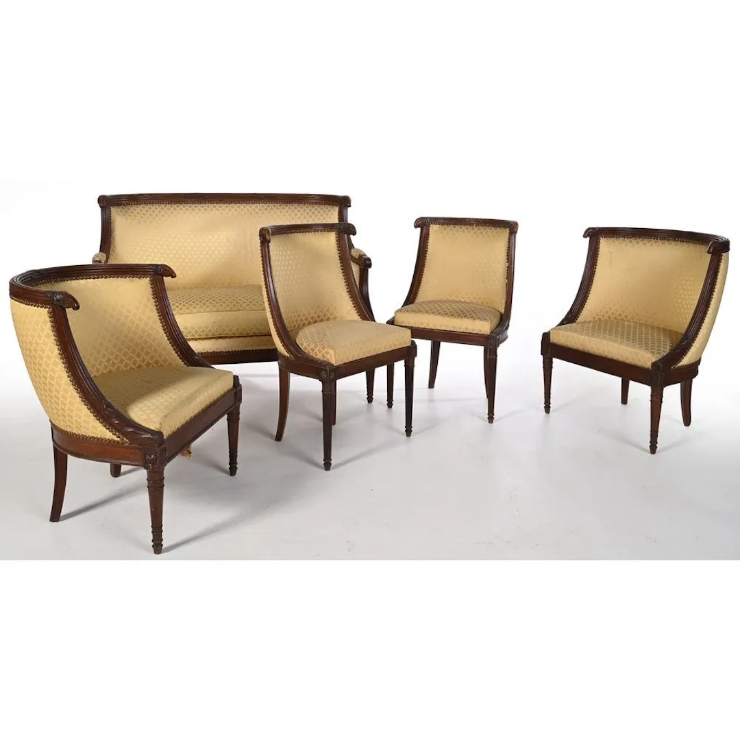 LOUIS XVI LIVING ROOM SET in mahogany and mahogany veneer. A lovely