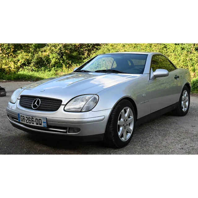 MERCEDES BENZ SLK 230. First registered on October 10, 1997. Metallic