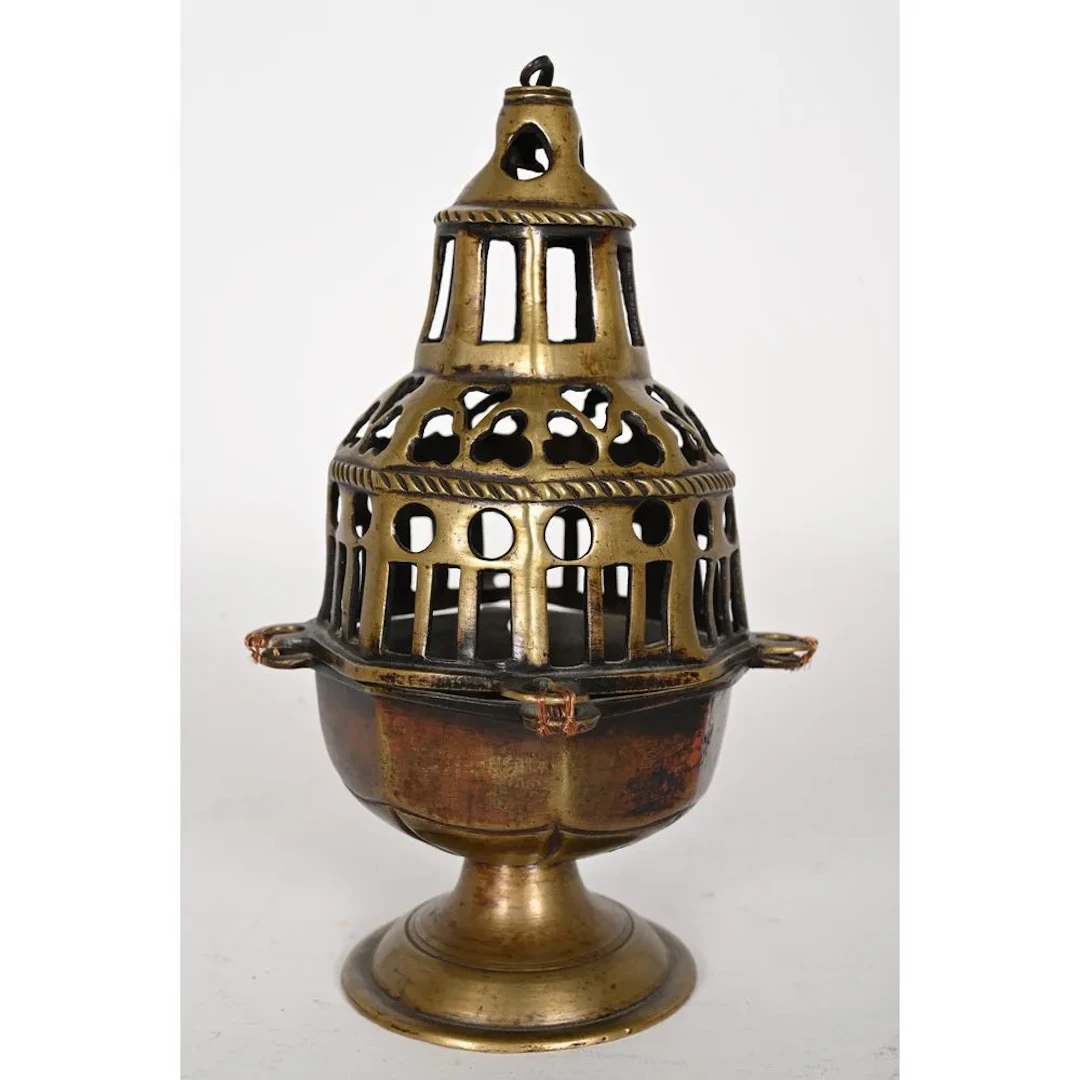 GOTHIC-STYLE INCENSE BURNER made of patinated bronze, resting on a