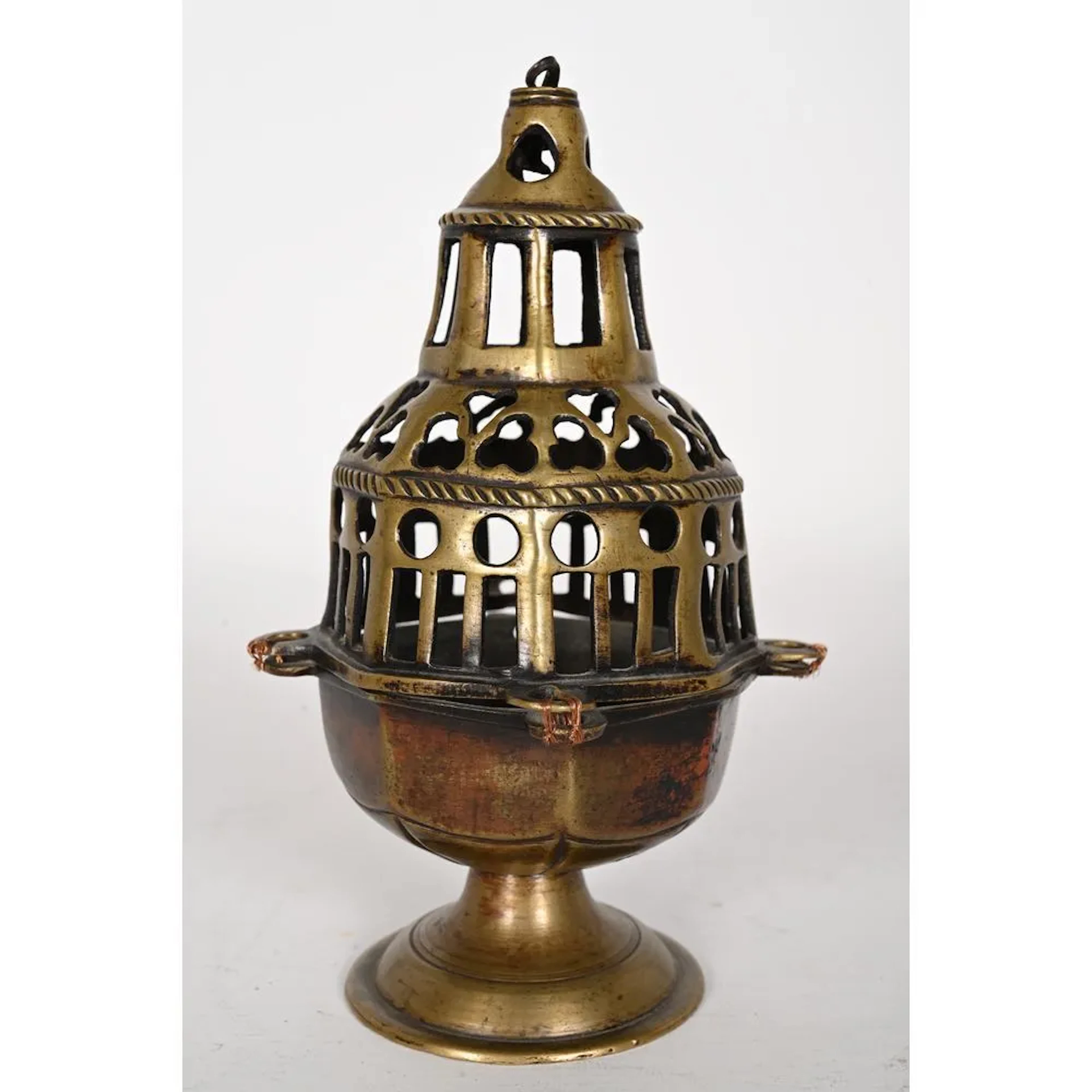 GOTHIC-STYLE INCENSE BURNER made of patinated bronze, resting on a