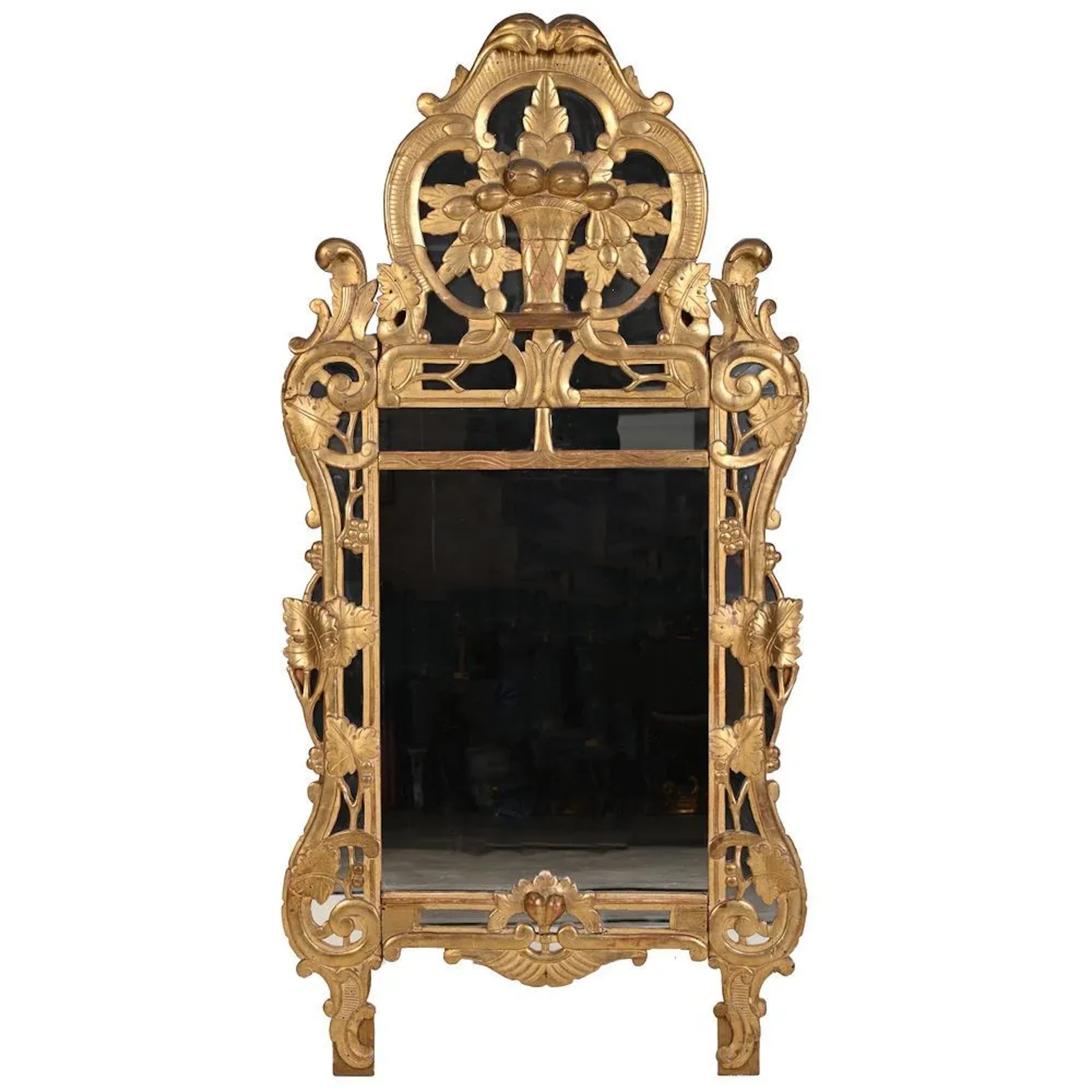 LOUIS XV PROVENÇAL ICEBOX, made of gilded and carved wood, decorated