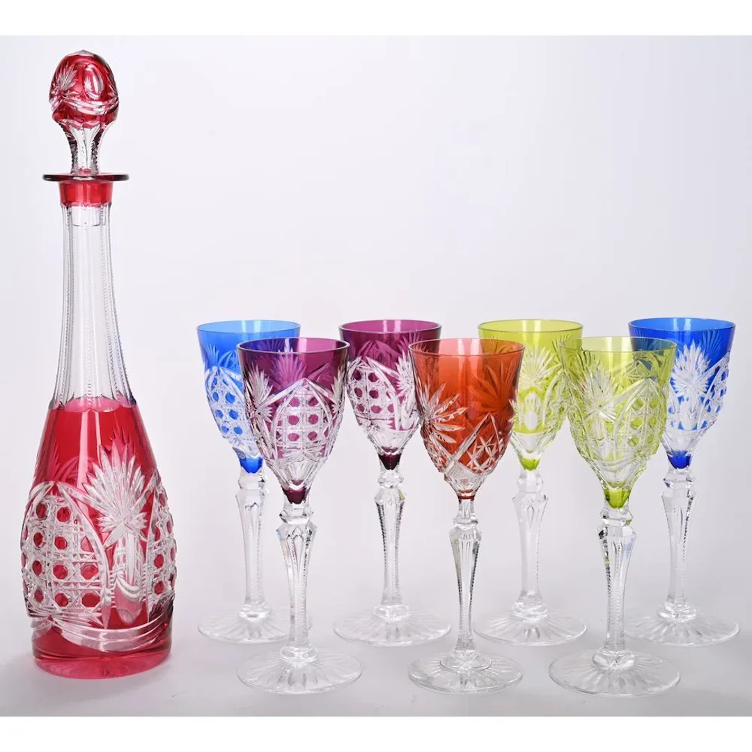 VAL SAINT LAMBERT SET consisting of 7 round-bottomed cut crystal glasses