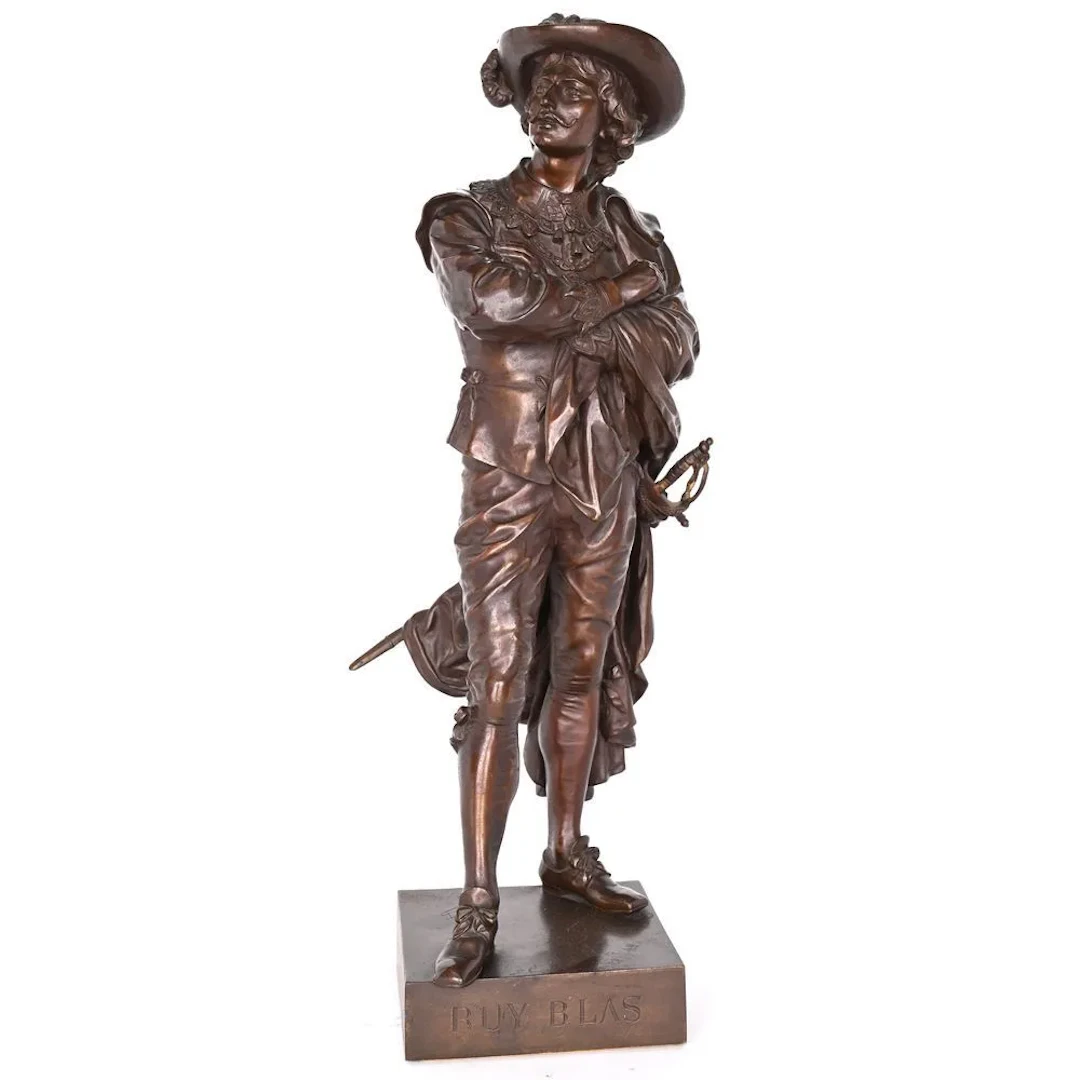 BEGINNING. “Ruy Blas.” Bronze with a beautiful brown patina. Period