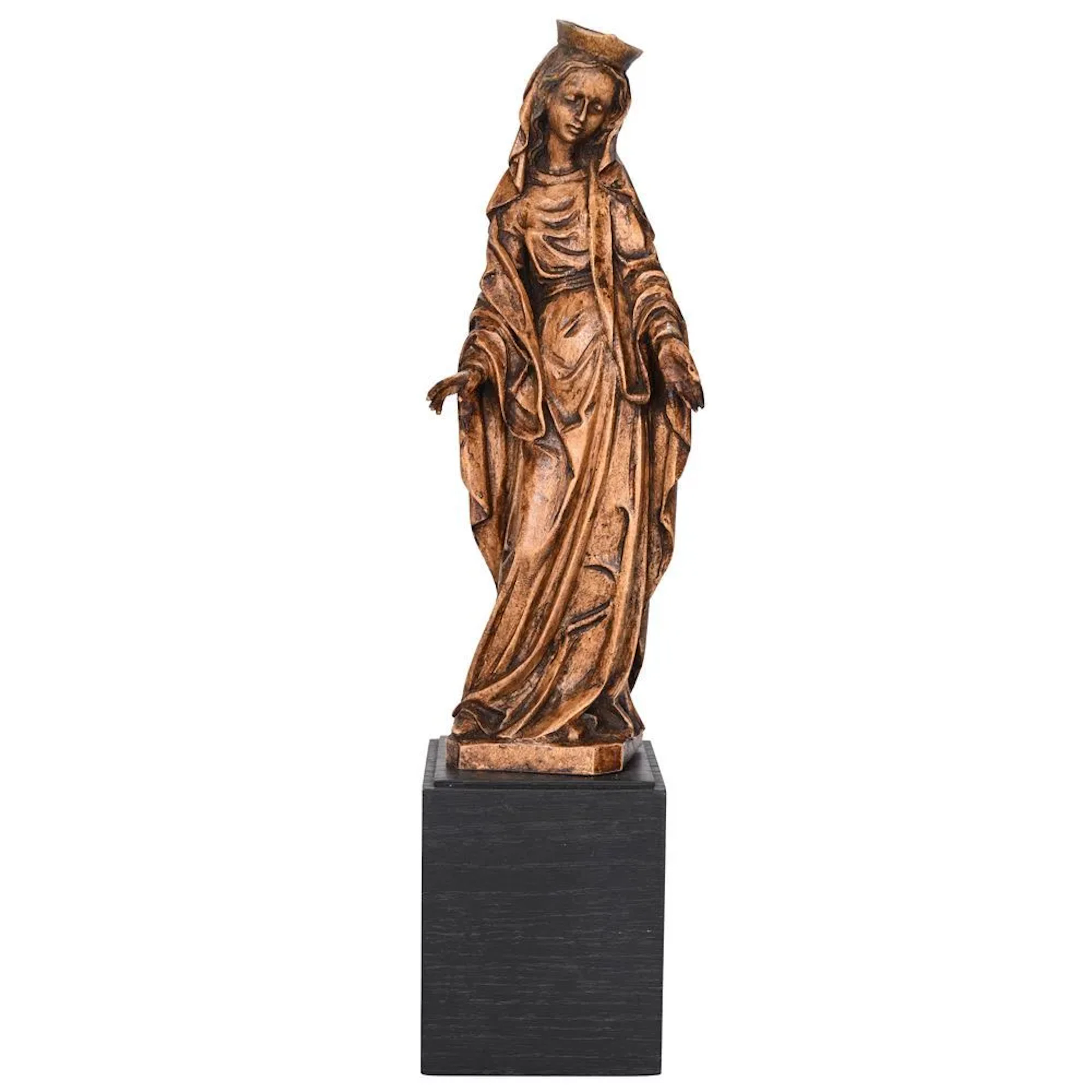 Wooden VIRGIN, formerly polychrome, with some old traces of gilding.