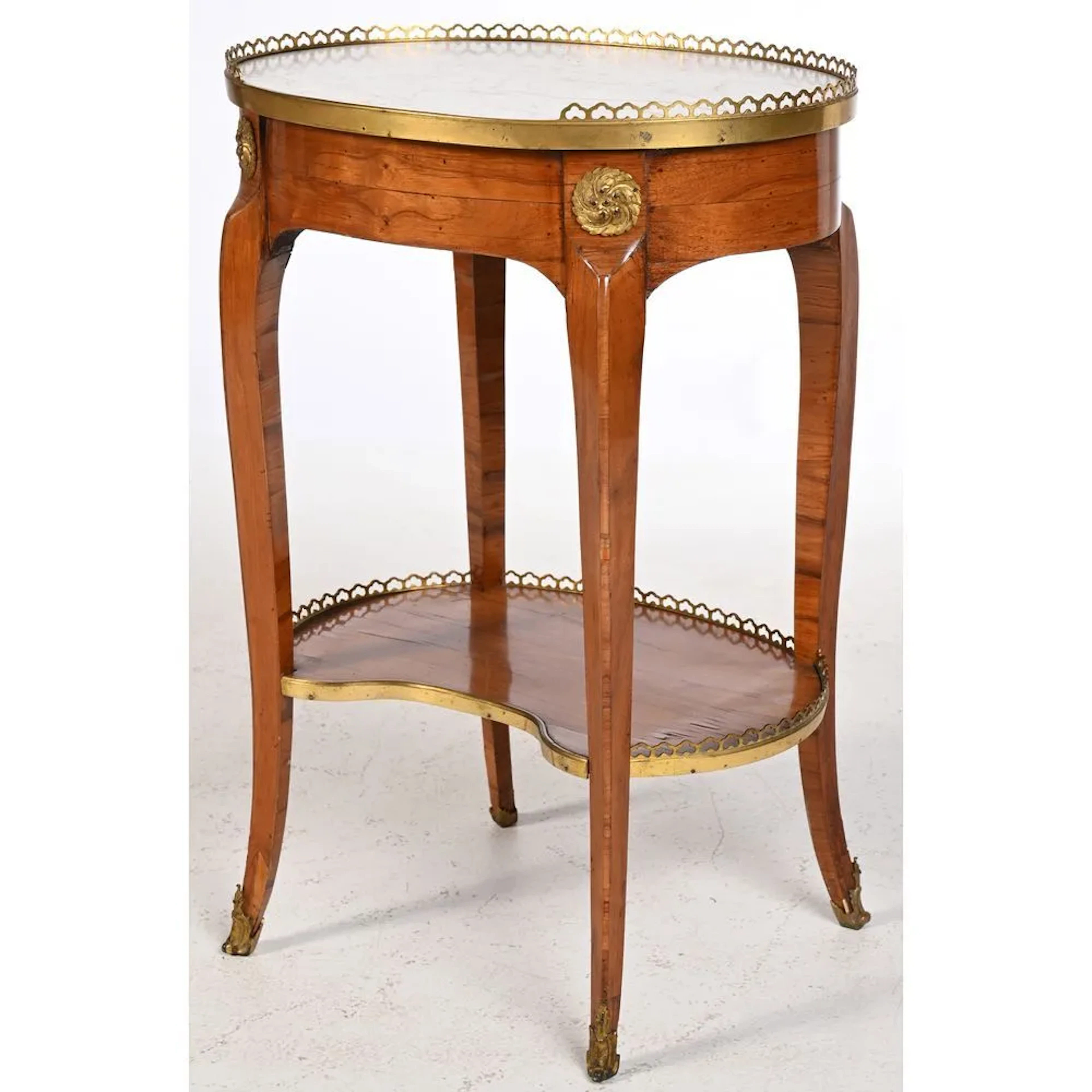 TRANSITION-STYLE TABLE with a drum-shaped body made of rosewood veneer