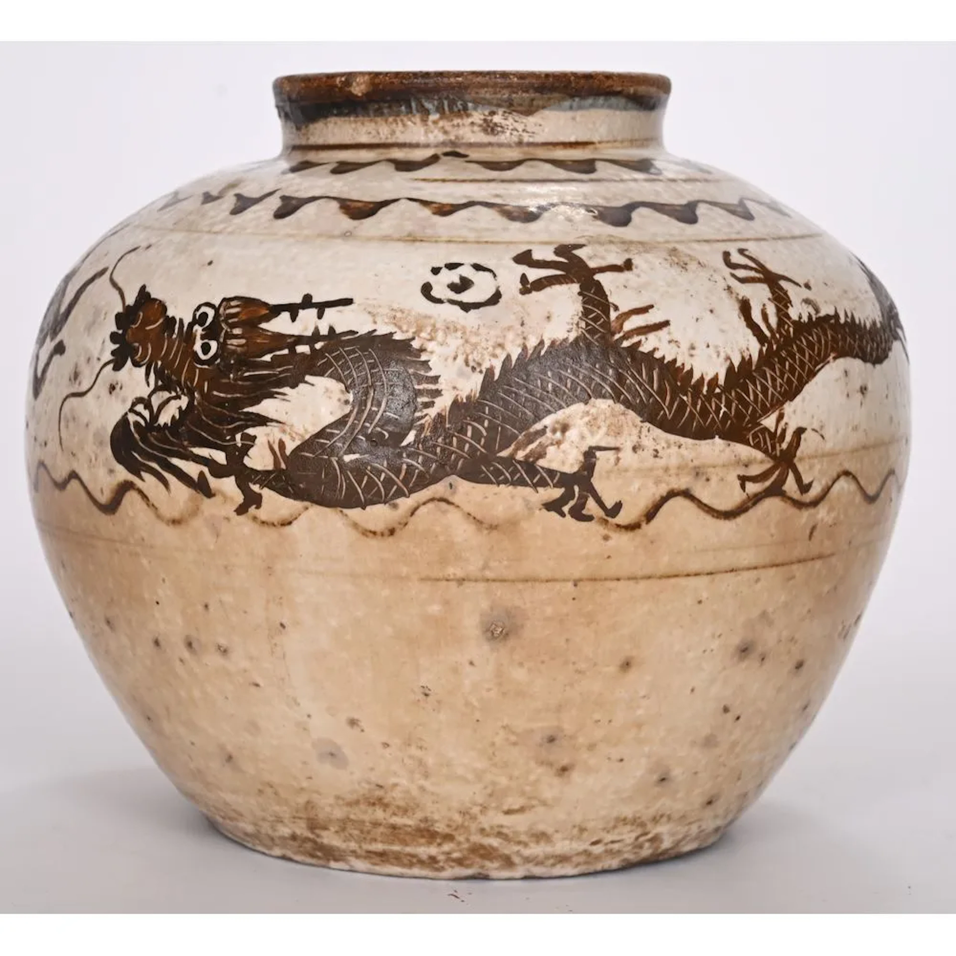 RARE CIZHOU “DRAGON VASE.” Glazed ceramic. China, Yuan Dynasty (1279–1368).