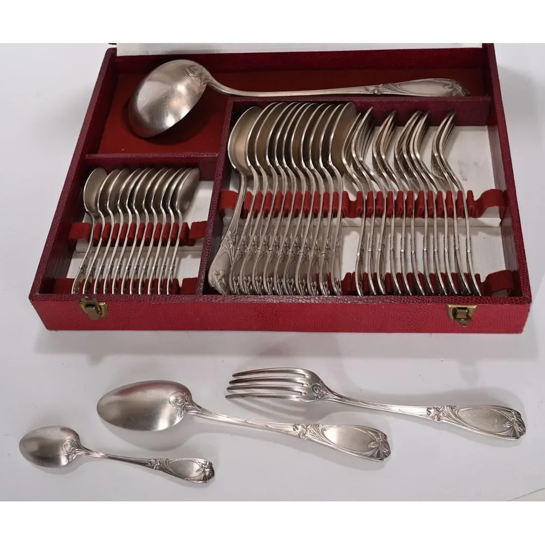 ORIGINAL ART NOUVEAU silver plated cutlery set with iris motifs. It