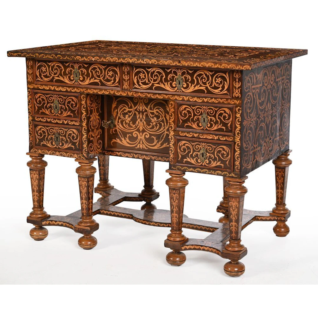 MAZARIN DESK made of precious wood veneer, decorated with marquetry