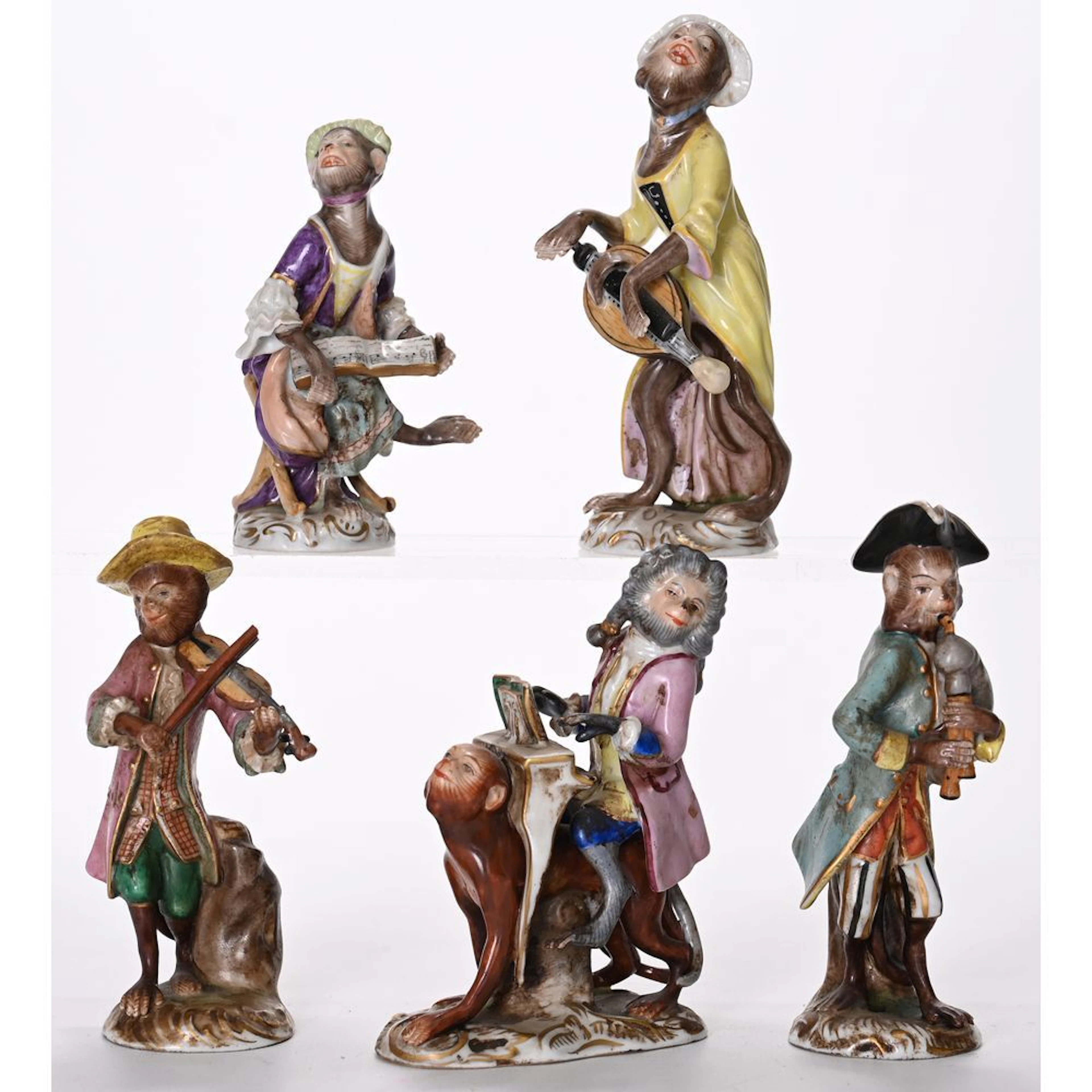 SAXE. 5 polychrome porcelain figures depicting monkeys playing musical