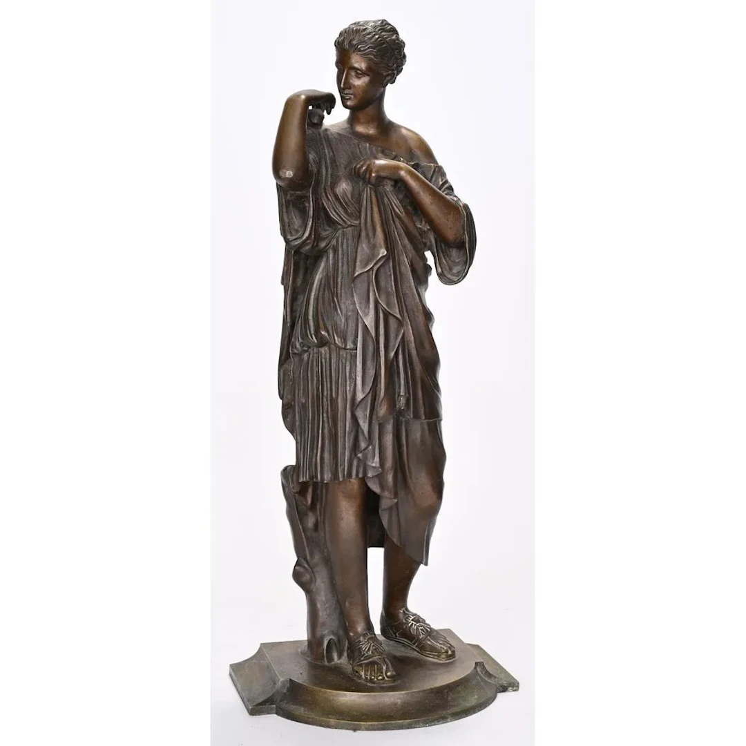 BRONZE, after an ancient model, depicting a woman in the Greek style