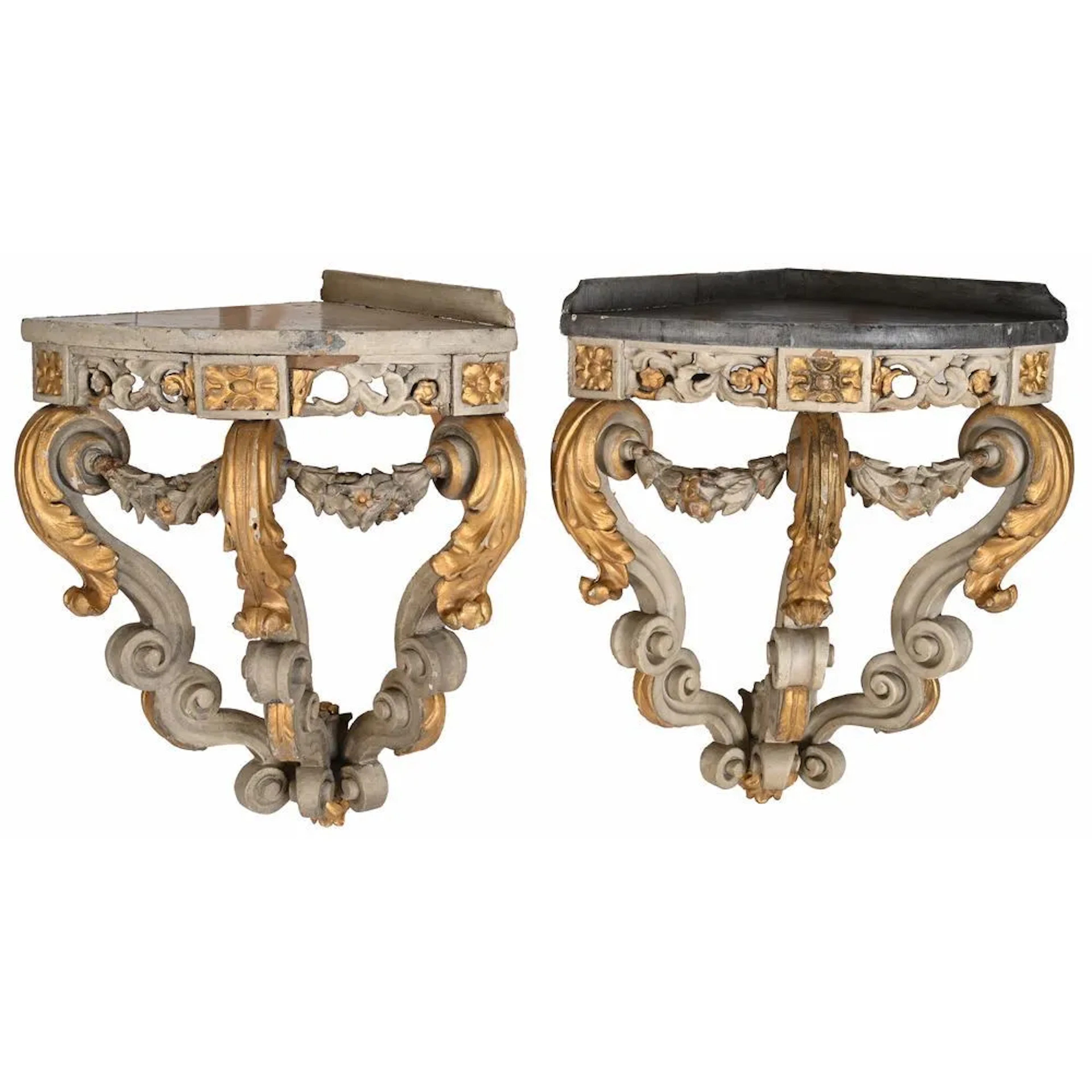 PAIR OF LOUIS XV CORNER WALL SCONCES made of repainted and gilded